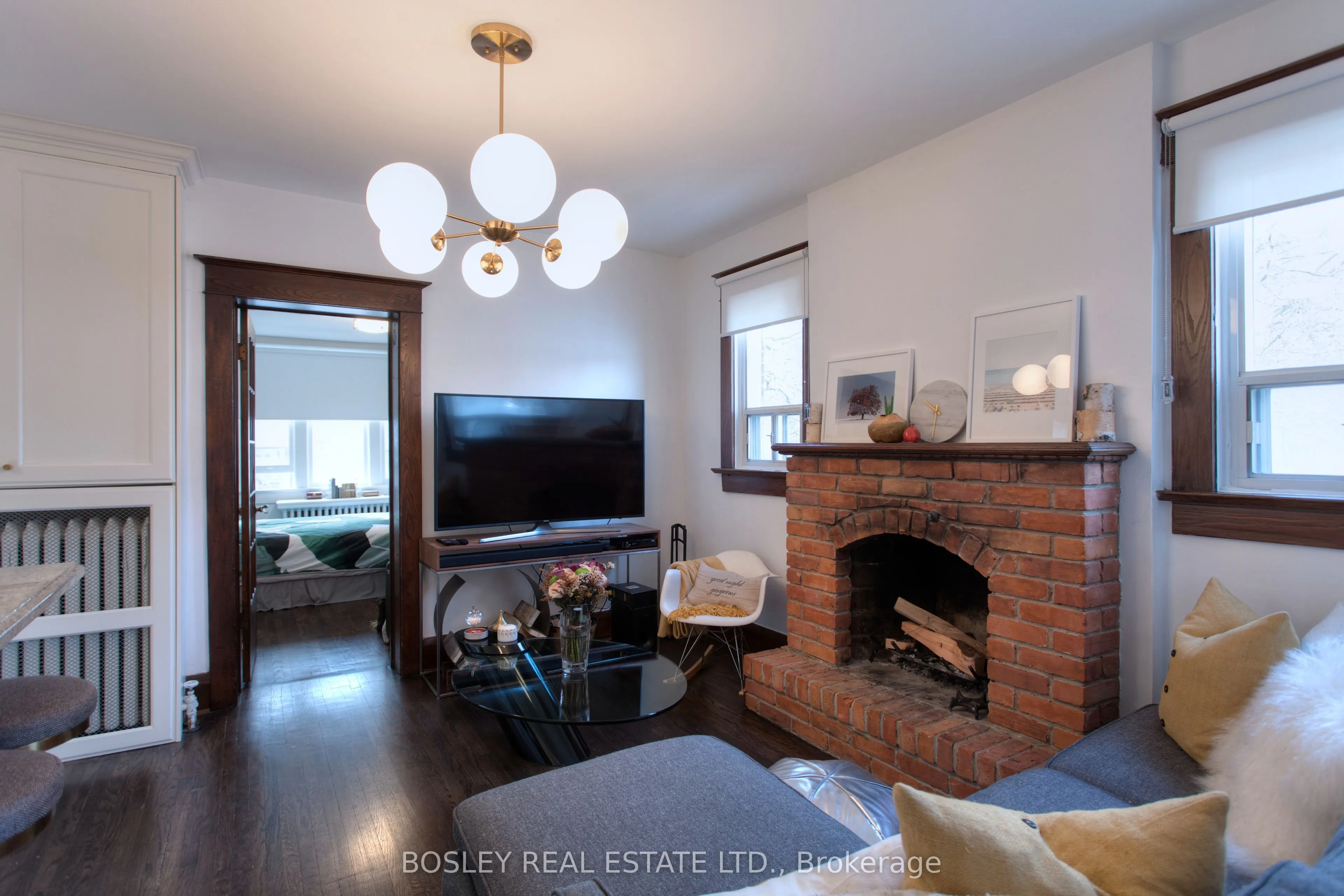 357 Roehampton Avenue