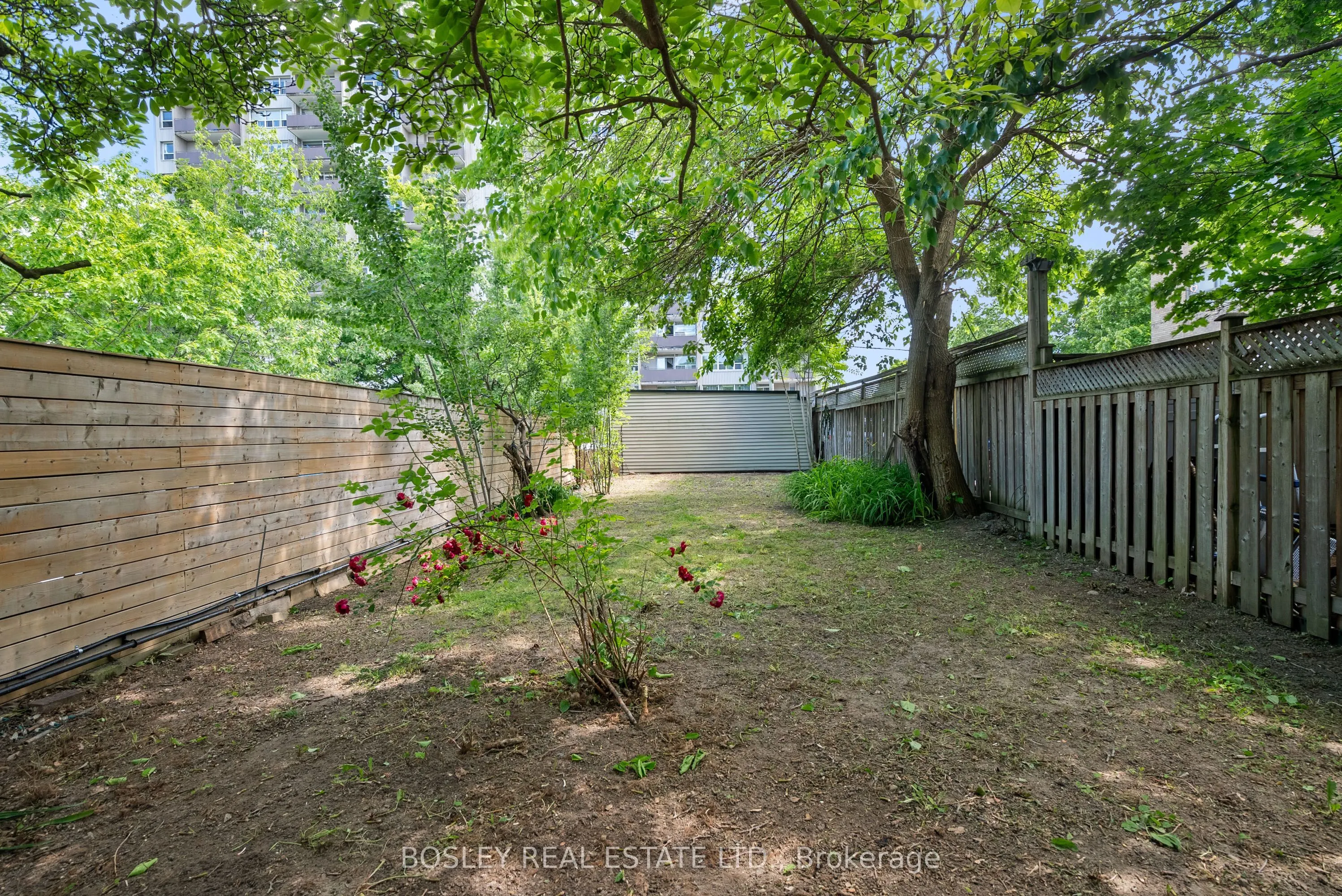355 Roehampton Avenue