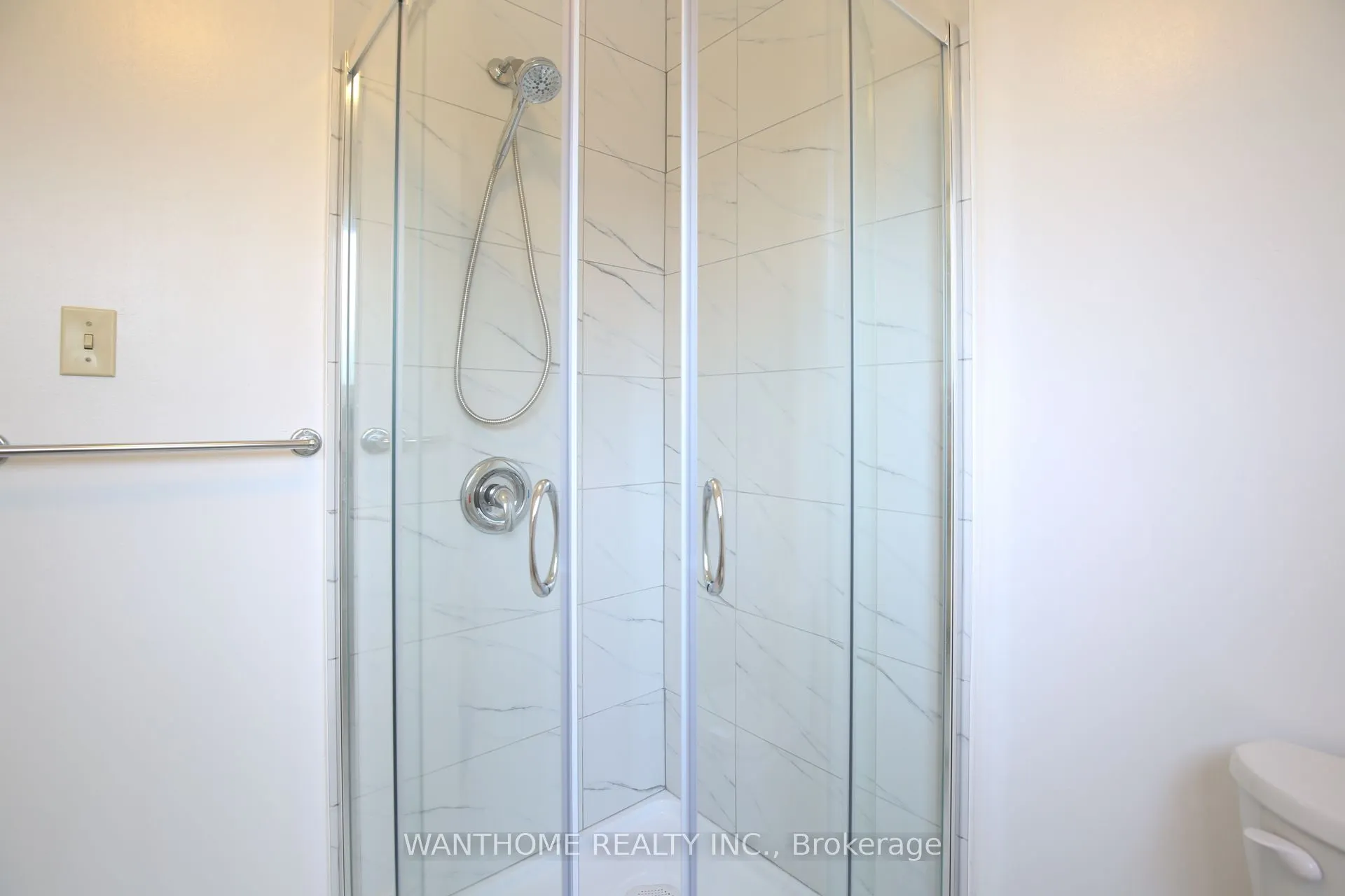44 Freshmeadow Drive, #17