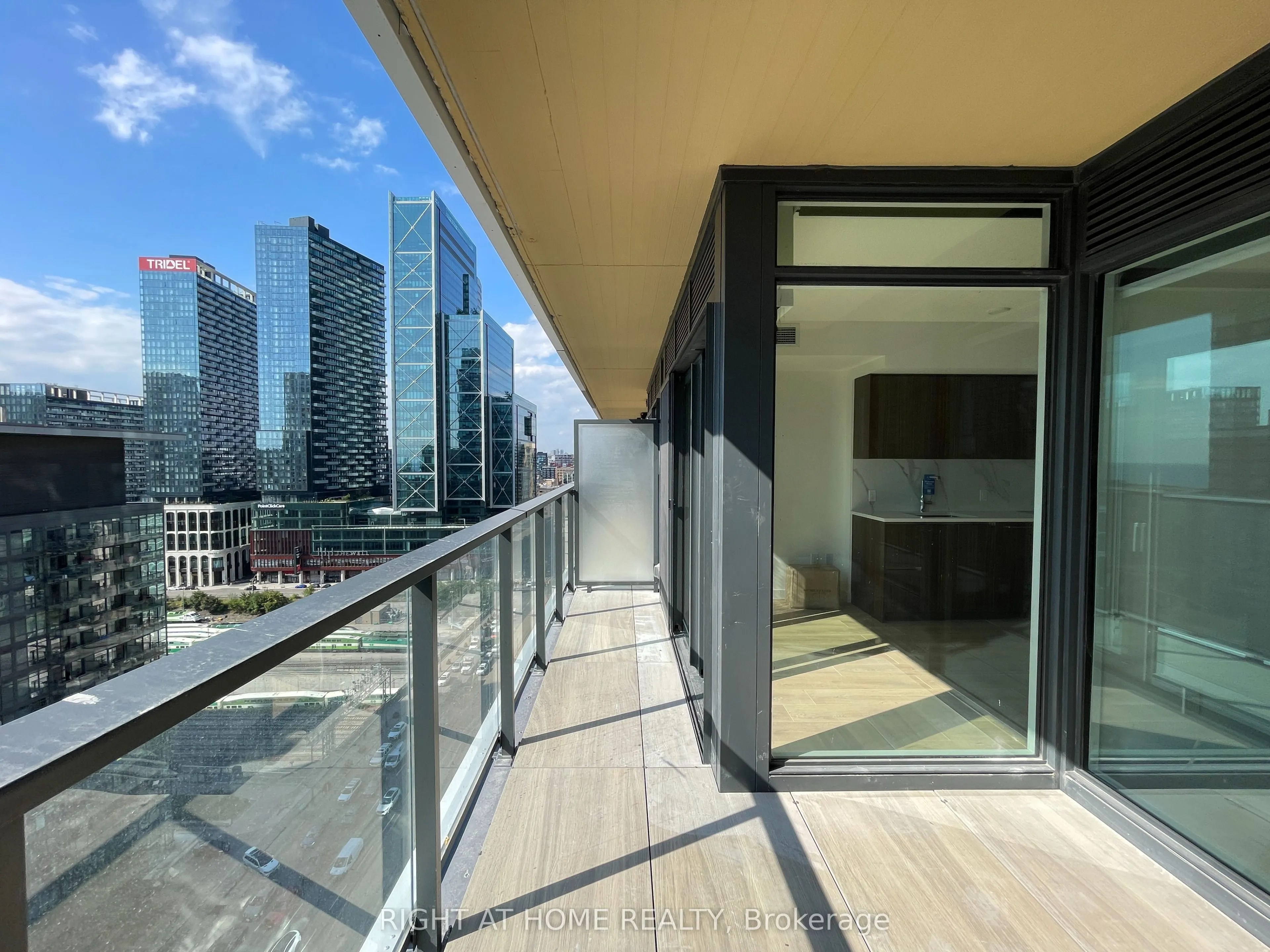 3 Concord Cityplace Way, #2012