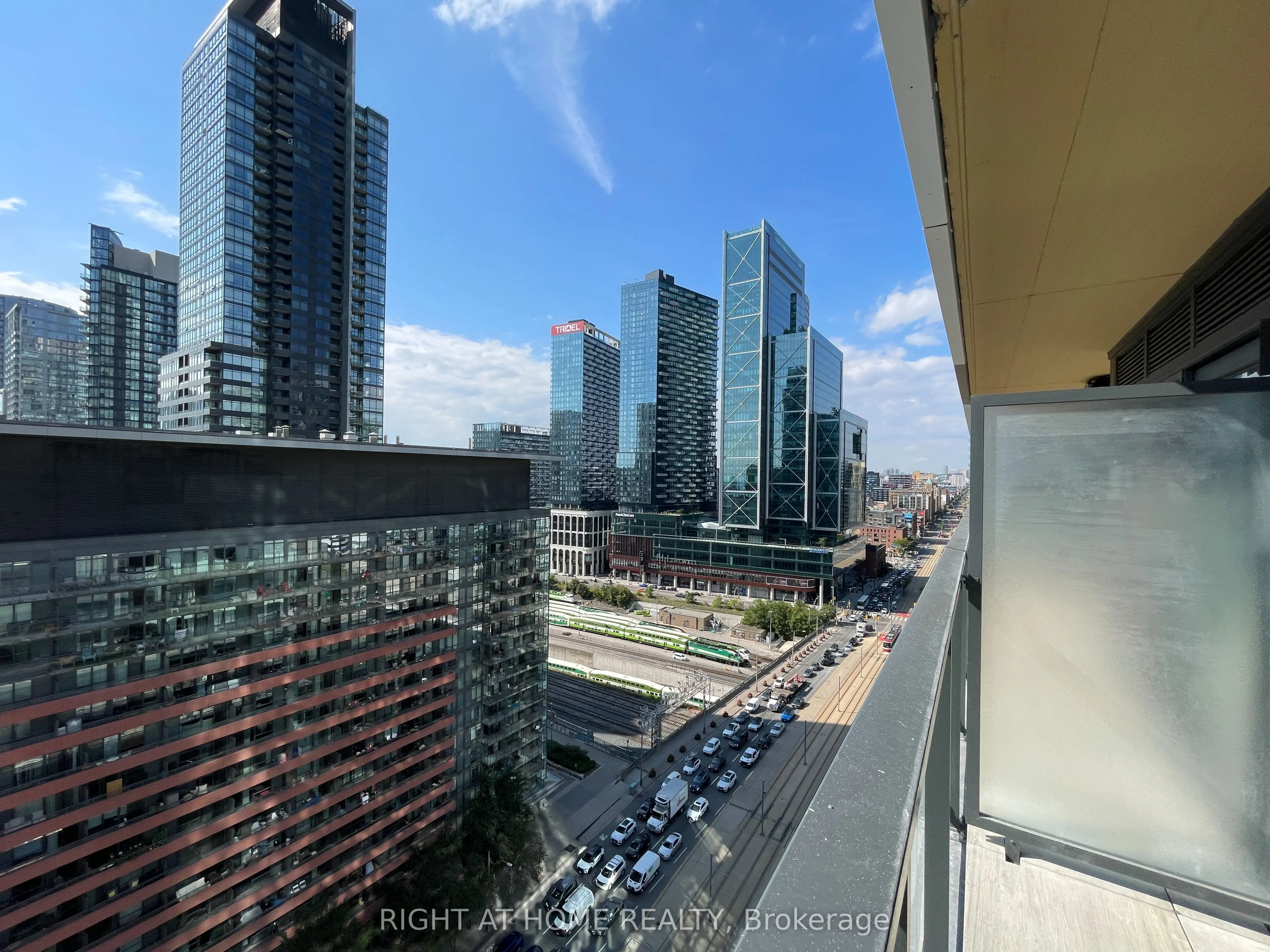 3 Concord Cityplace Way, #2012