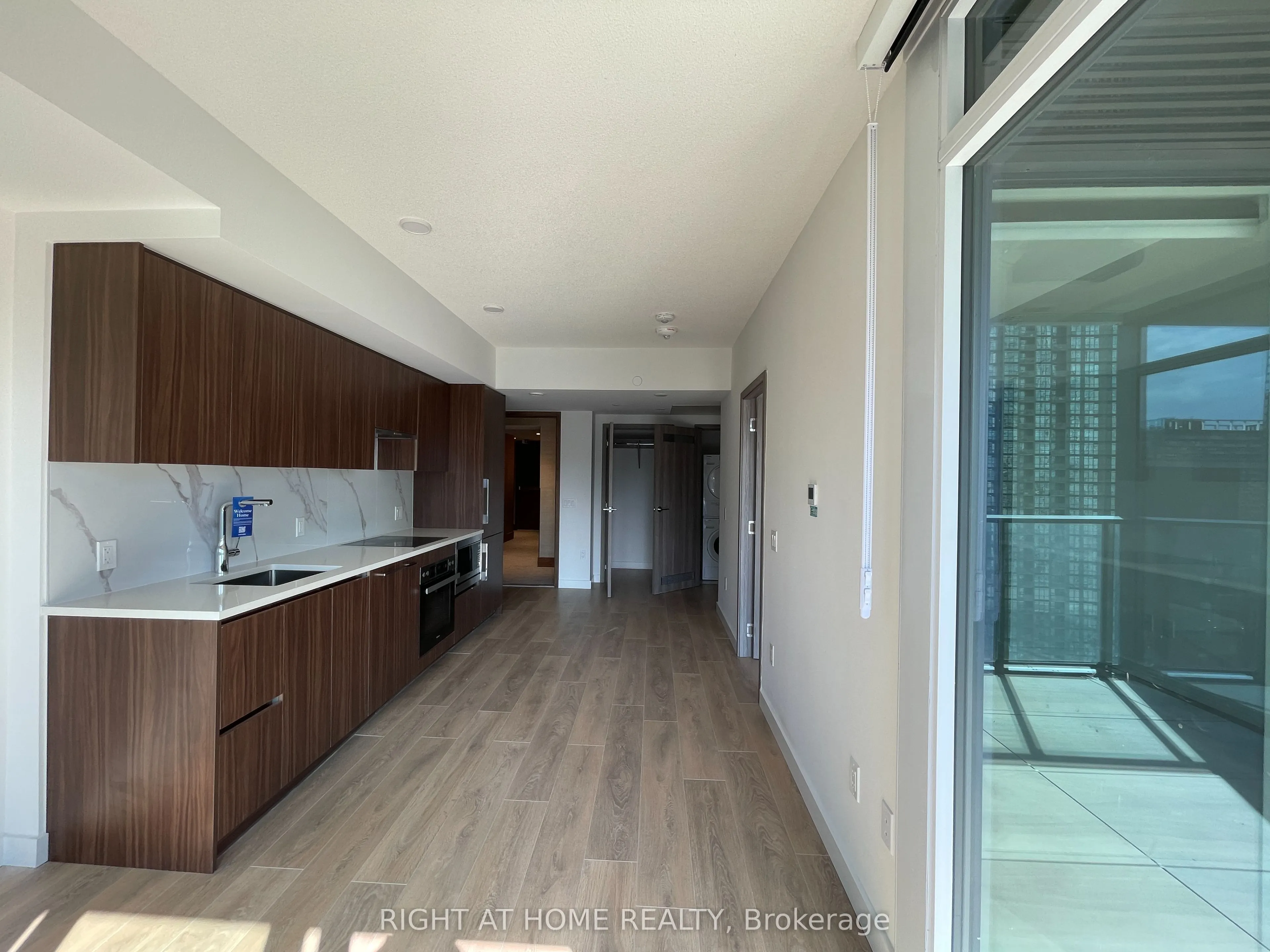 3 Concord Cityplace Way, #2012