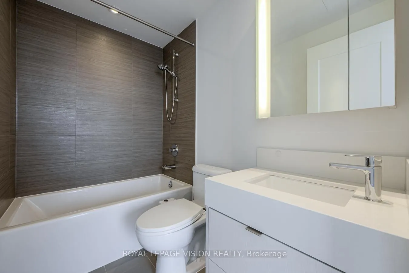 10 York Street, #6105