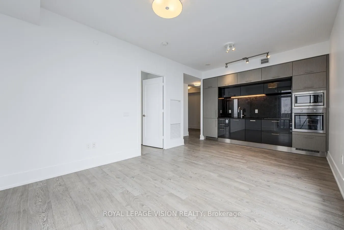 10 York Street, #6105