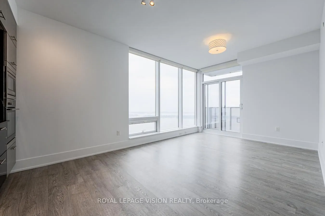 10 York Street, #6105