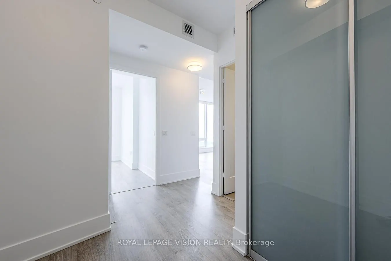 10 York Street, #6105