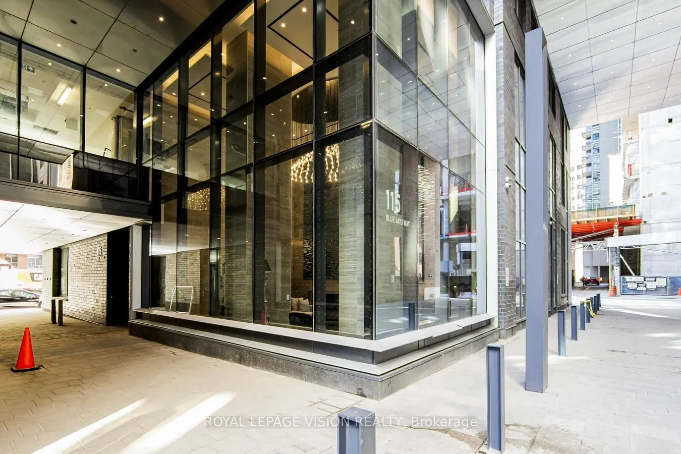 115 Blue Jays Way, #803