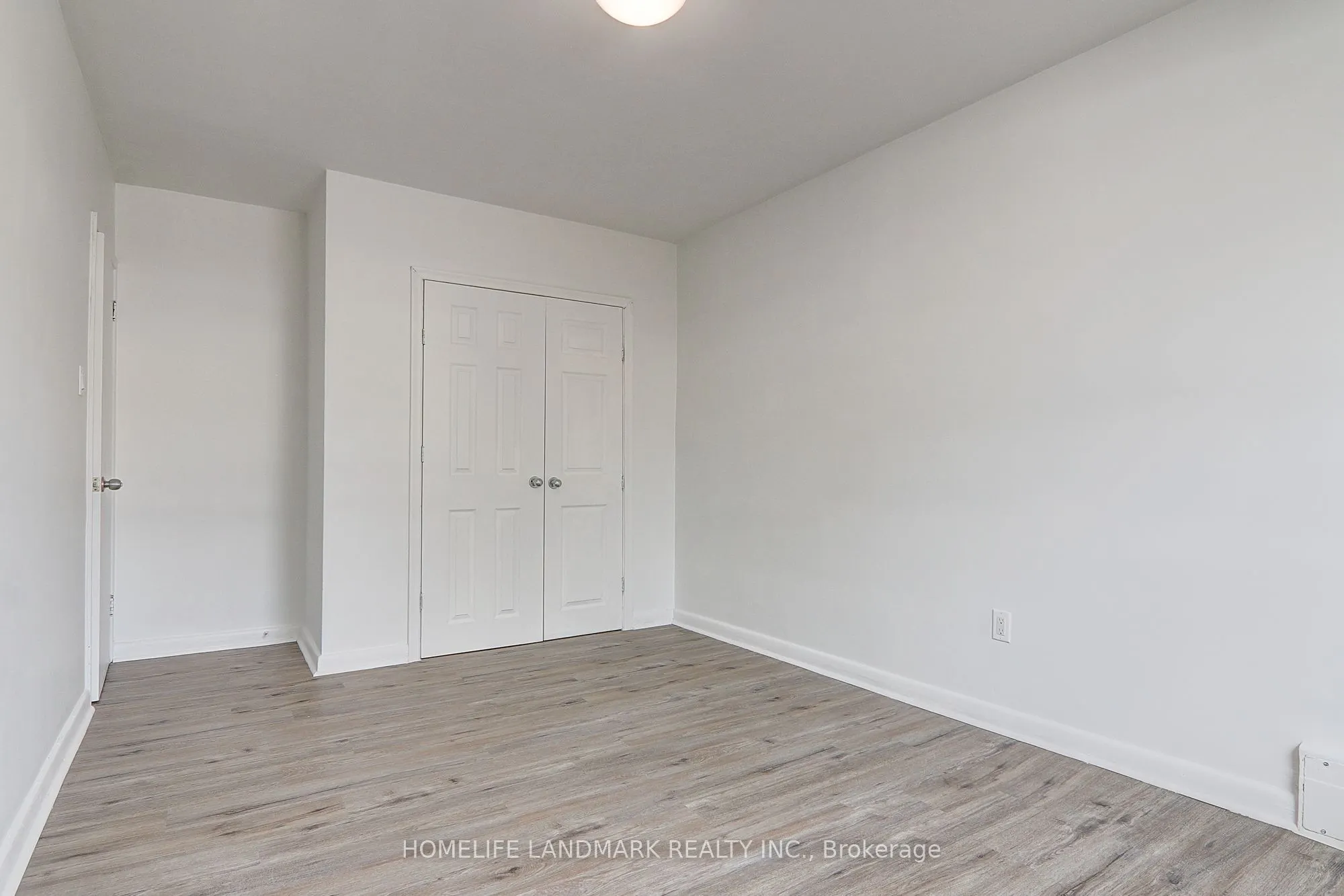8 Hanson Road, #2(Upper