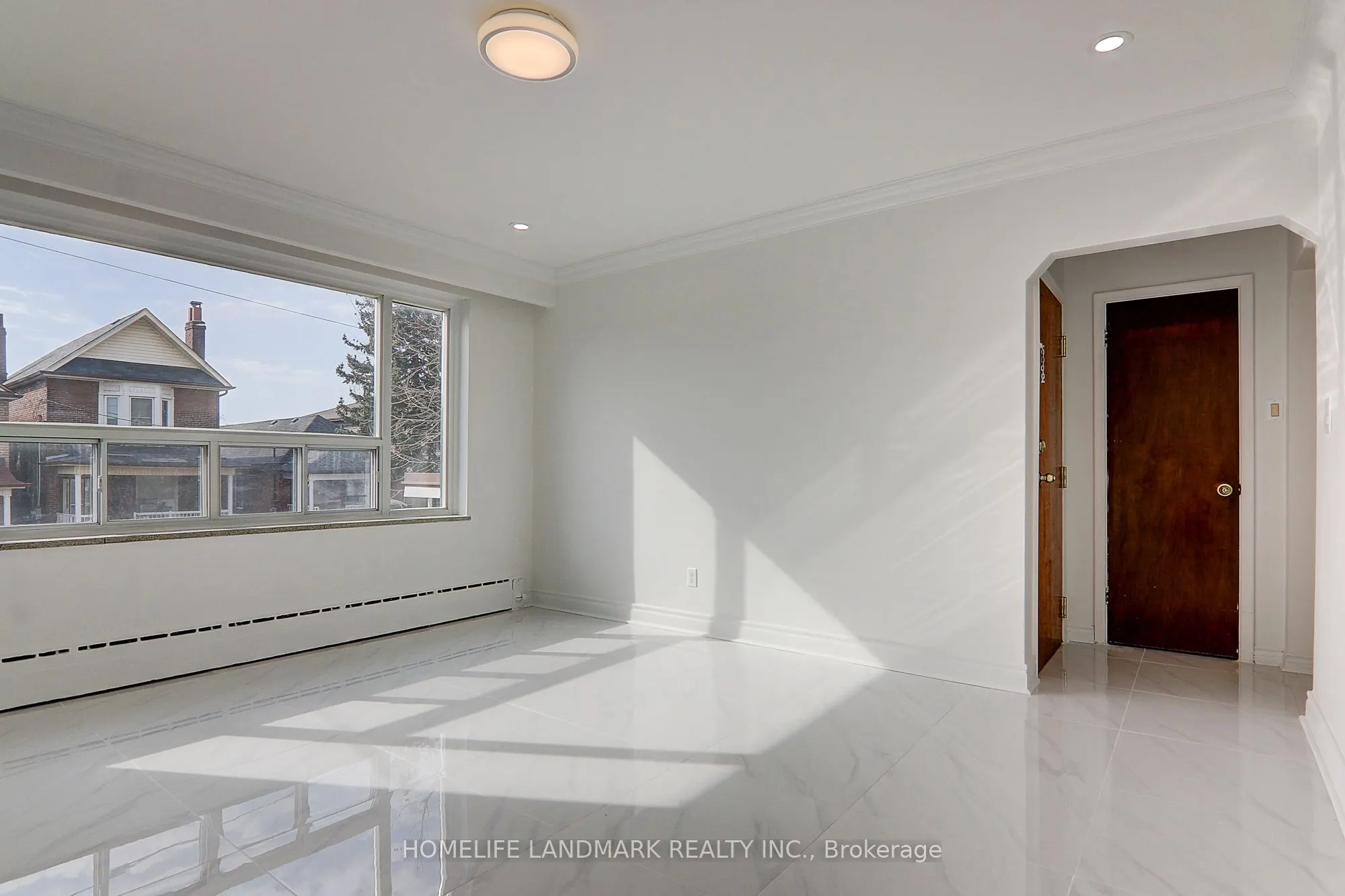 8 Hanson Road, #2(Upper