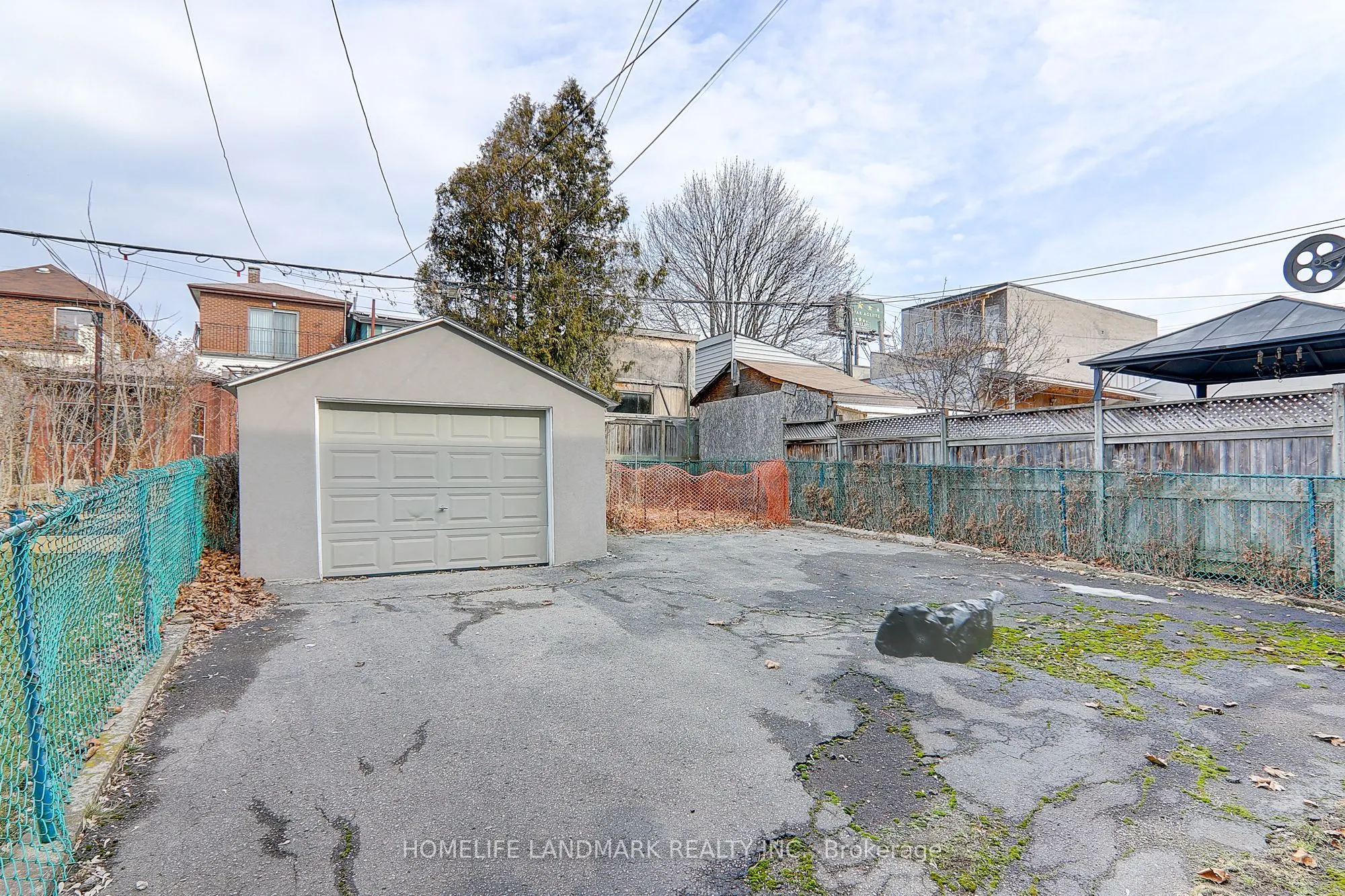 8 Hanson Road, #2(Upper