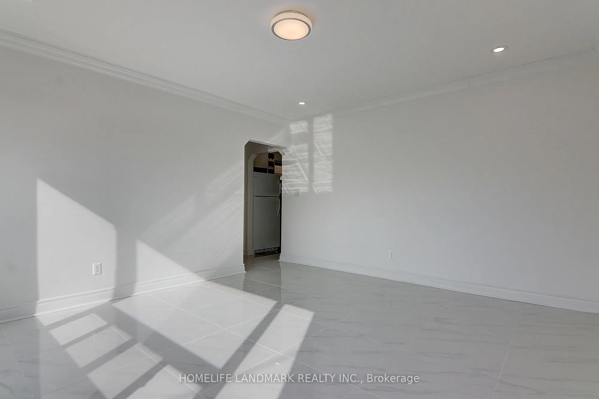 8 Hanson Road, #2(Upper