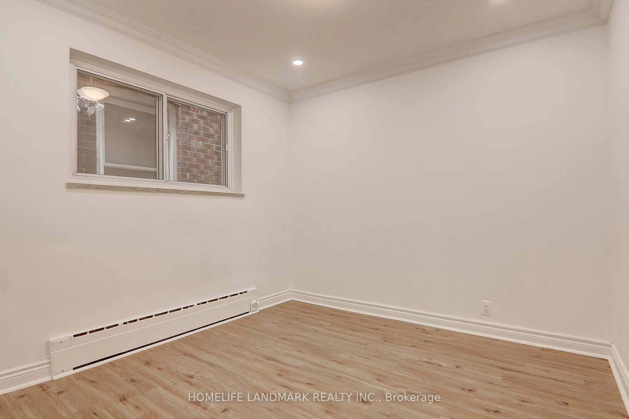 8 Hanson Road, #2(Upper