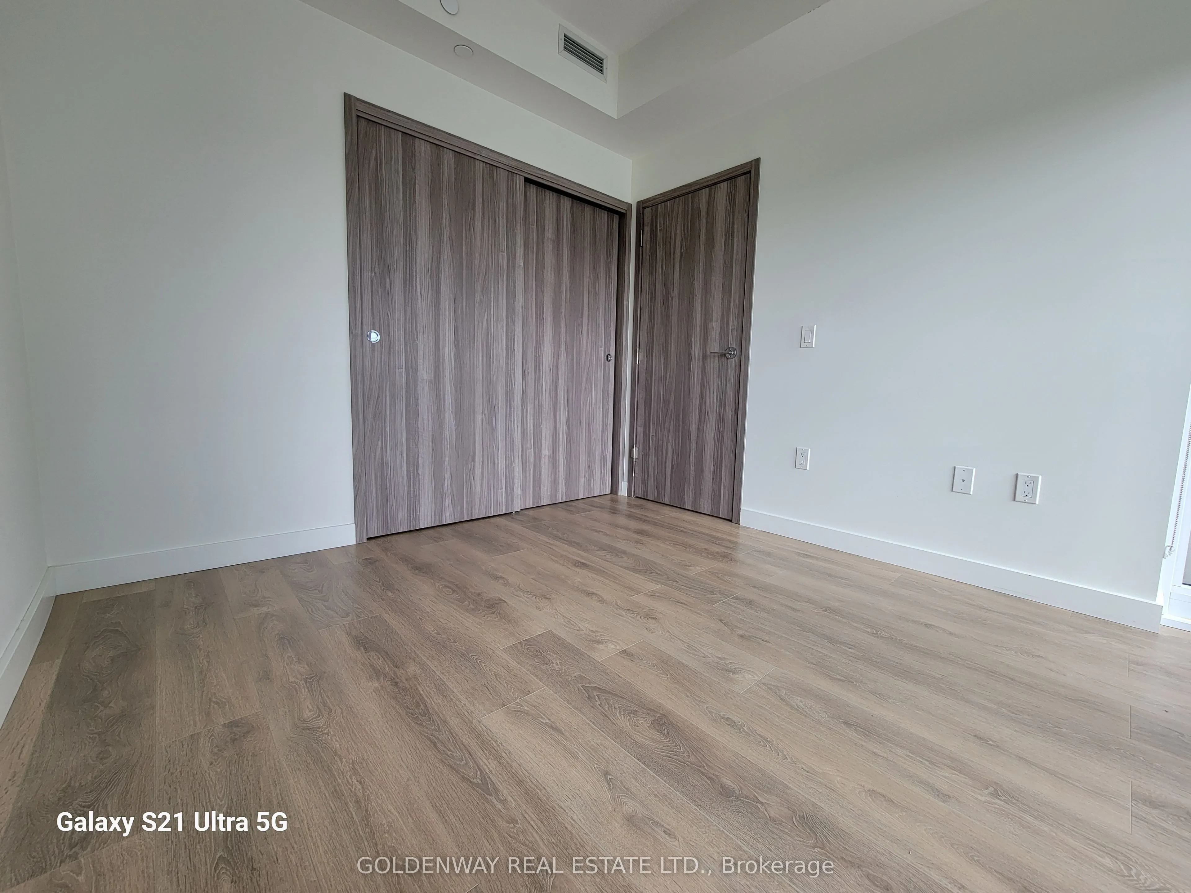95 McMahon Drive, #1608