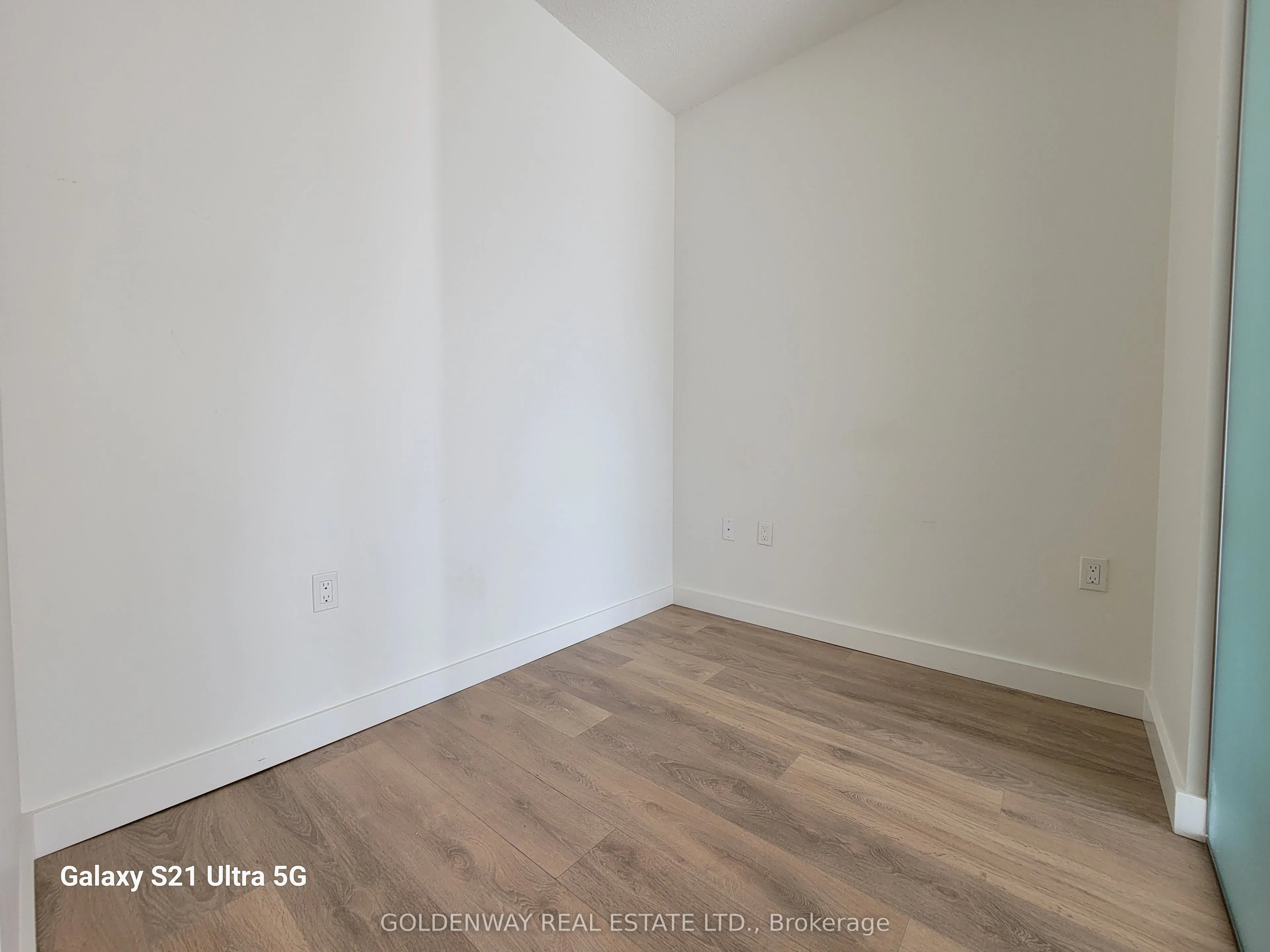 95 McMahon Drive, #1608