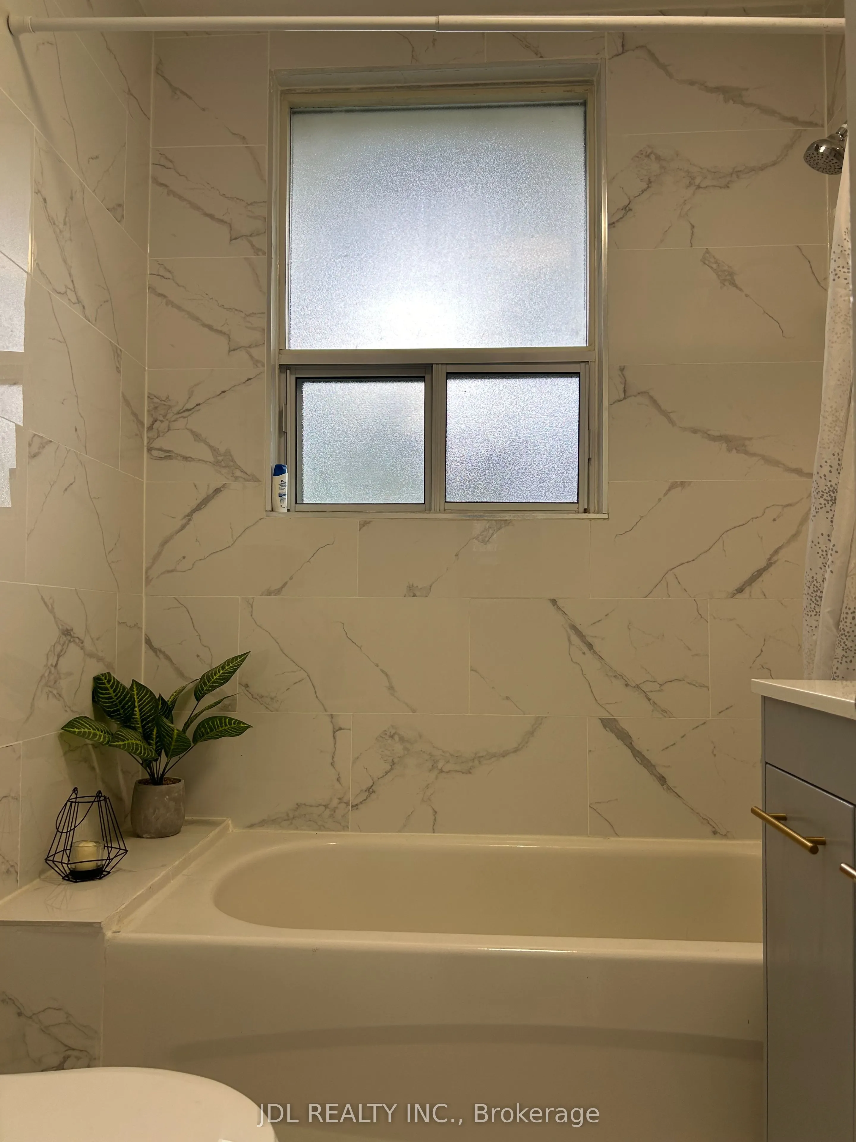 18 Cadillac Ave Avenue