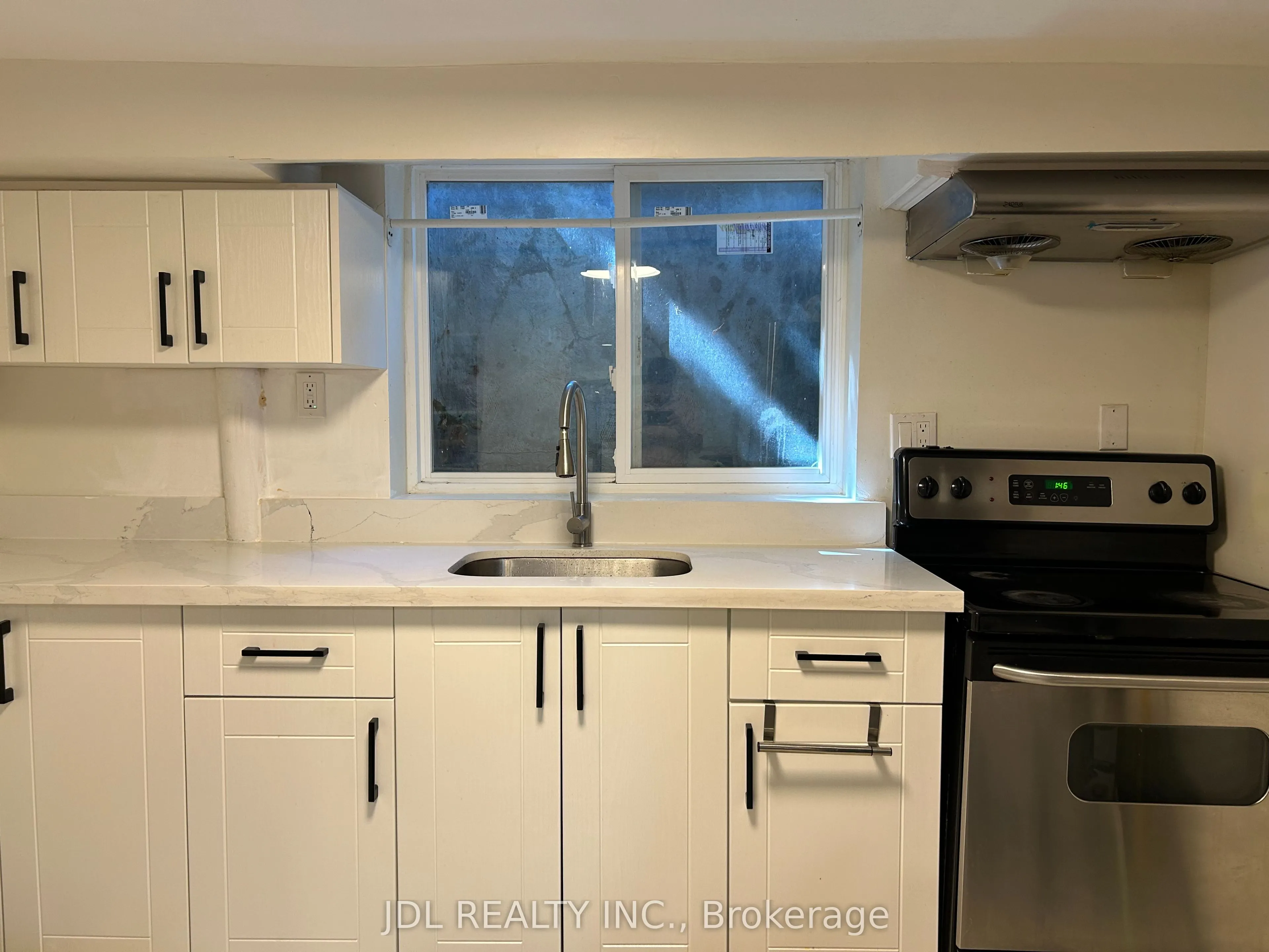 18 Cadillac Ave Avenue