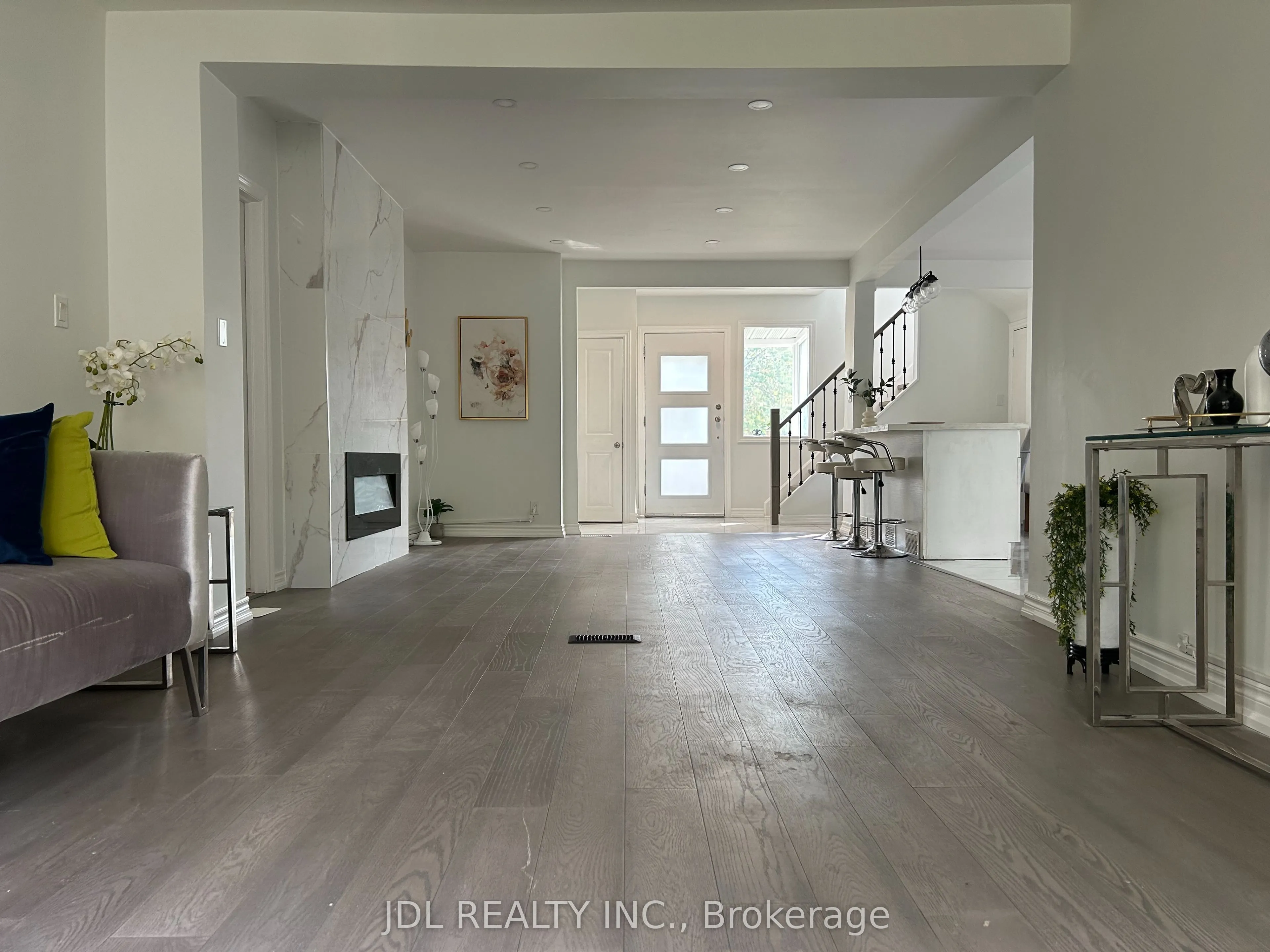 18 Cadillac Ave Avenue