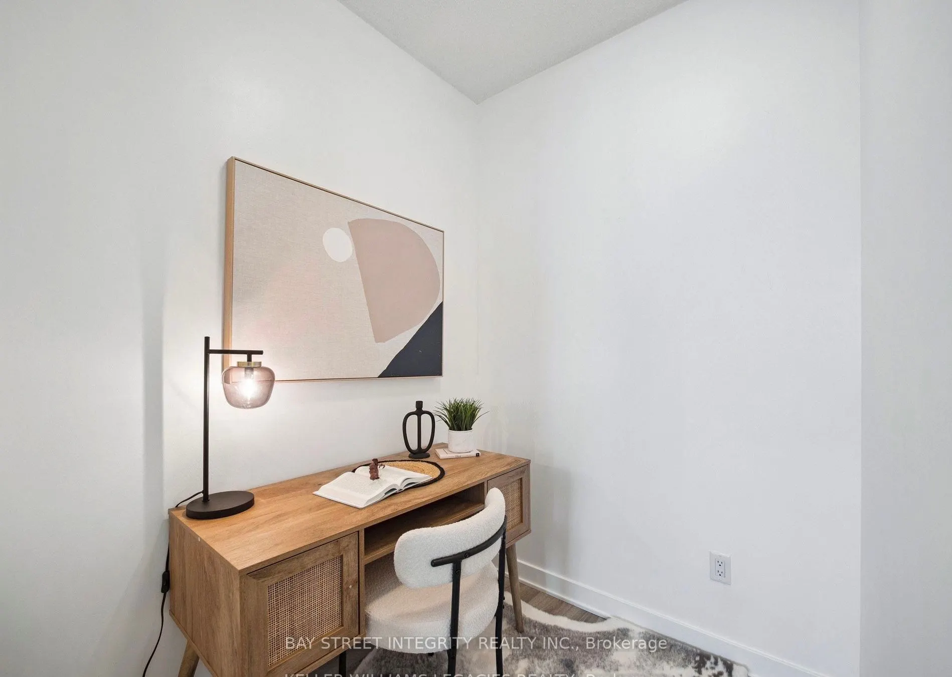 29 Singer Court, #2703