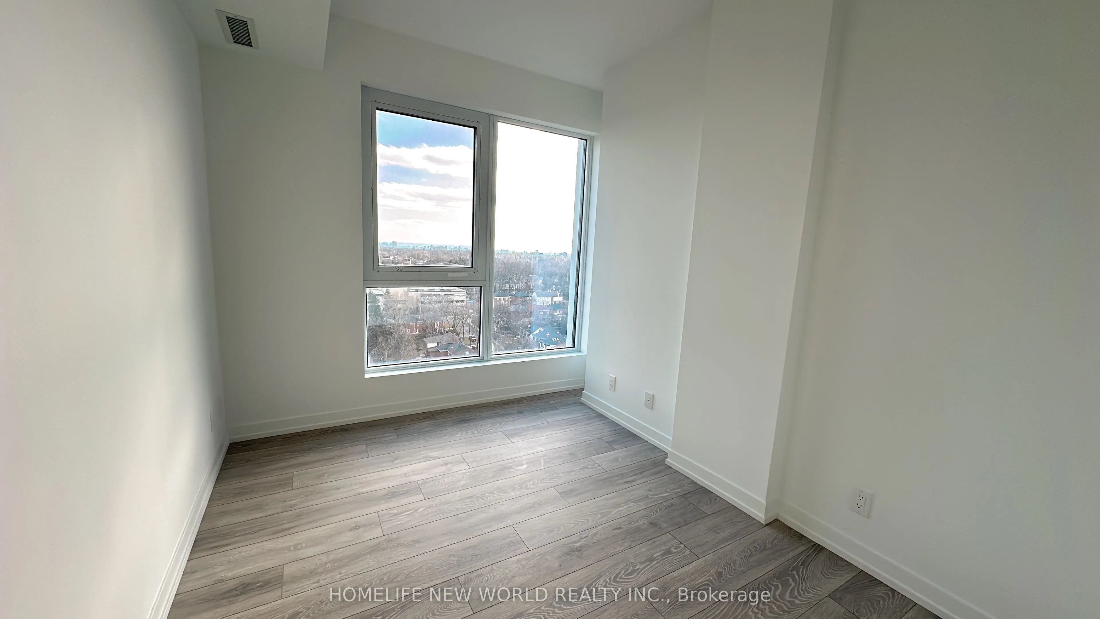 2020 Bathurst Street, #1621