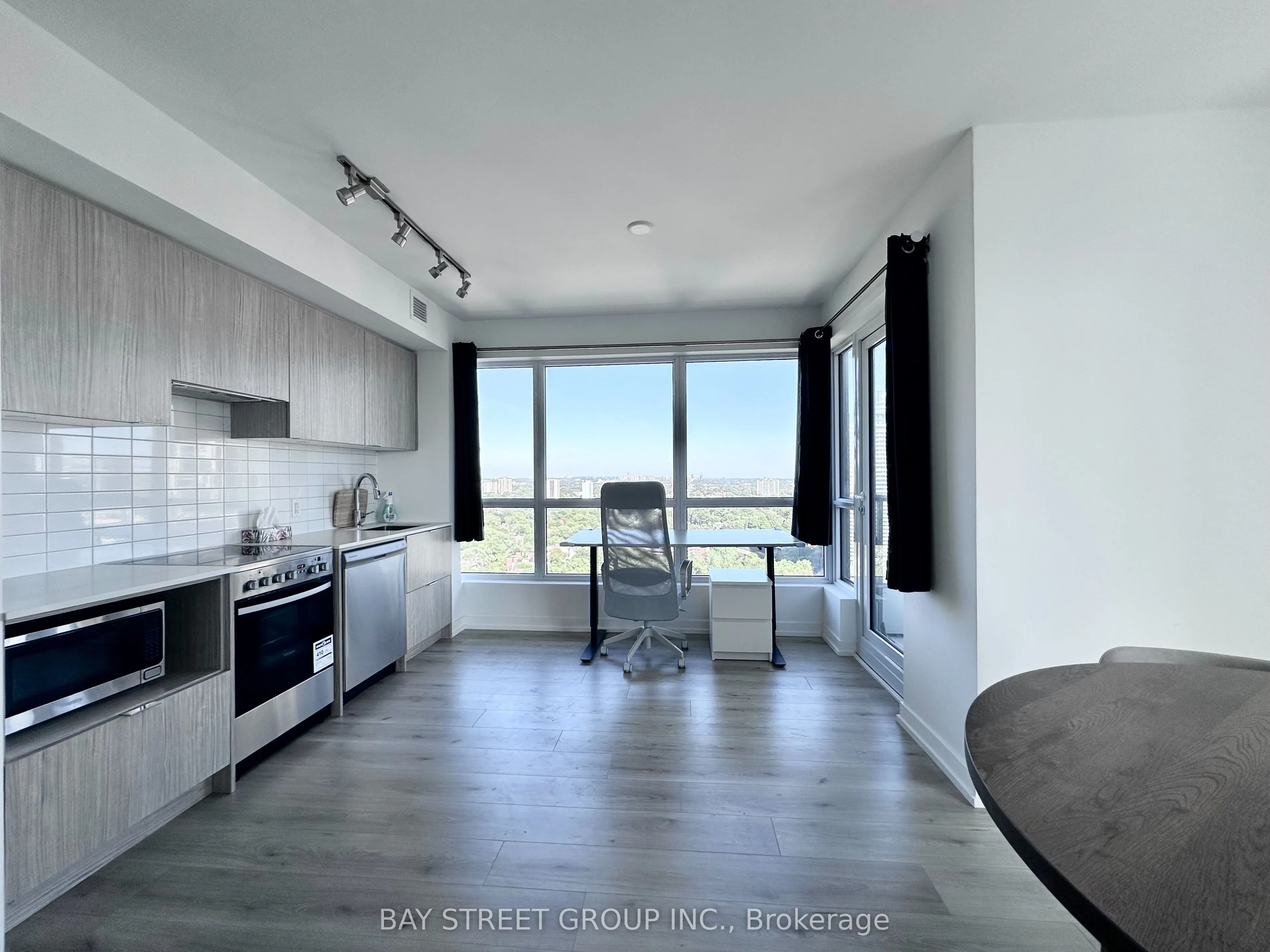 395 Bloor Street E, #2311