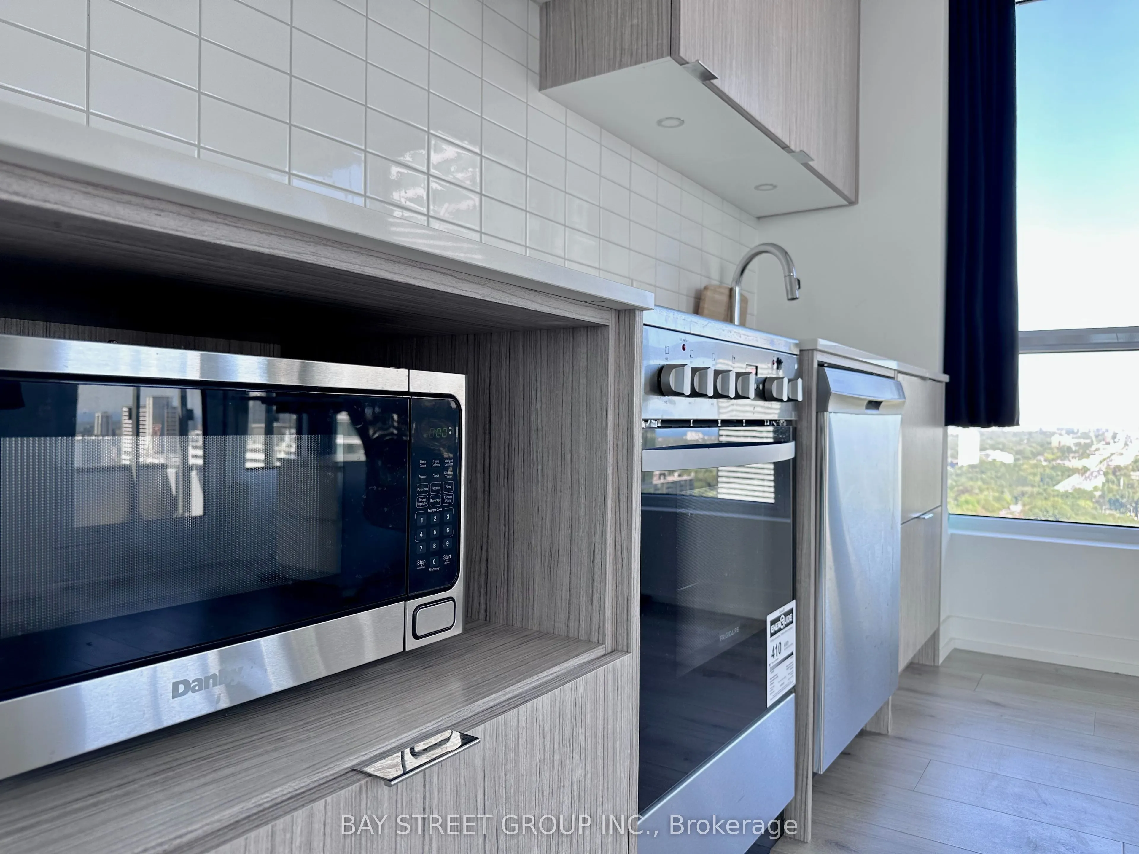 395 Bloor Street E, #2311