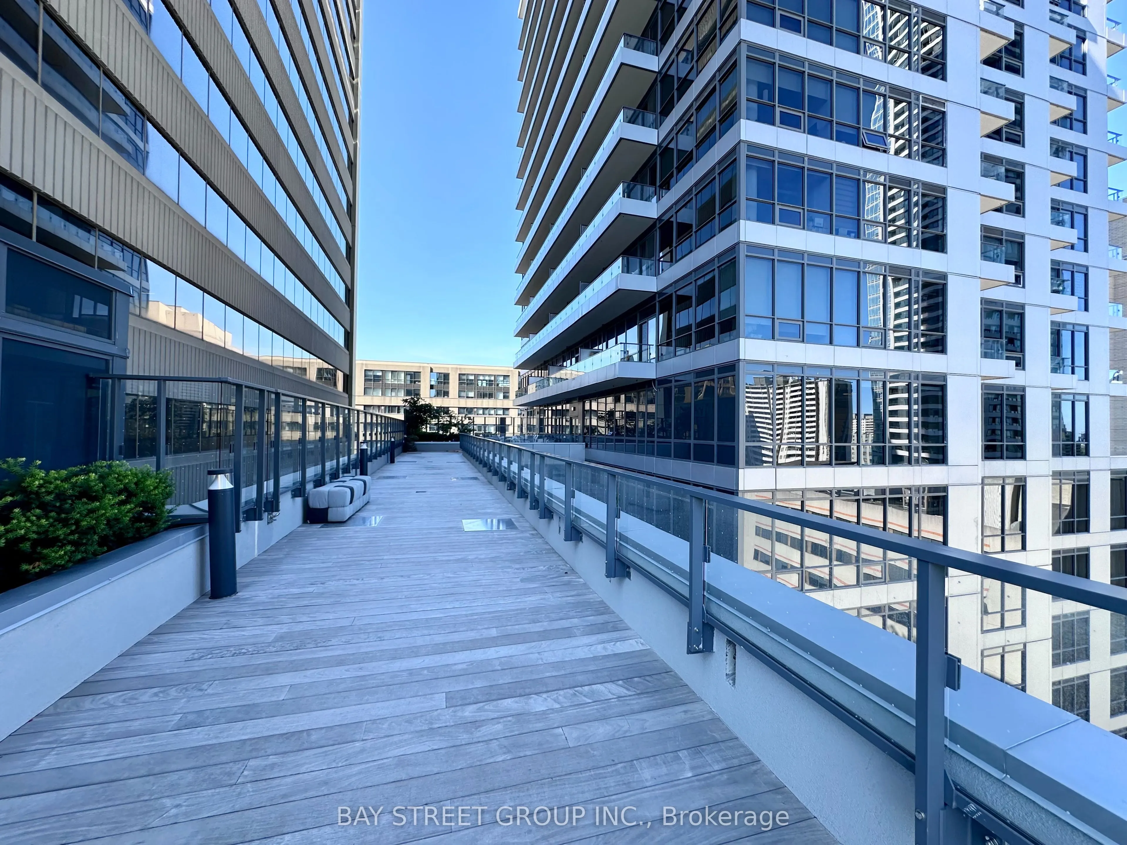 395 Bloor Street E, #2311