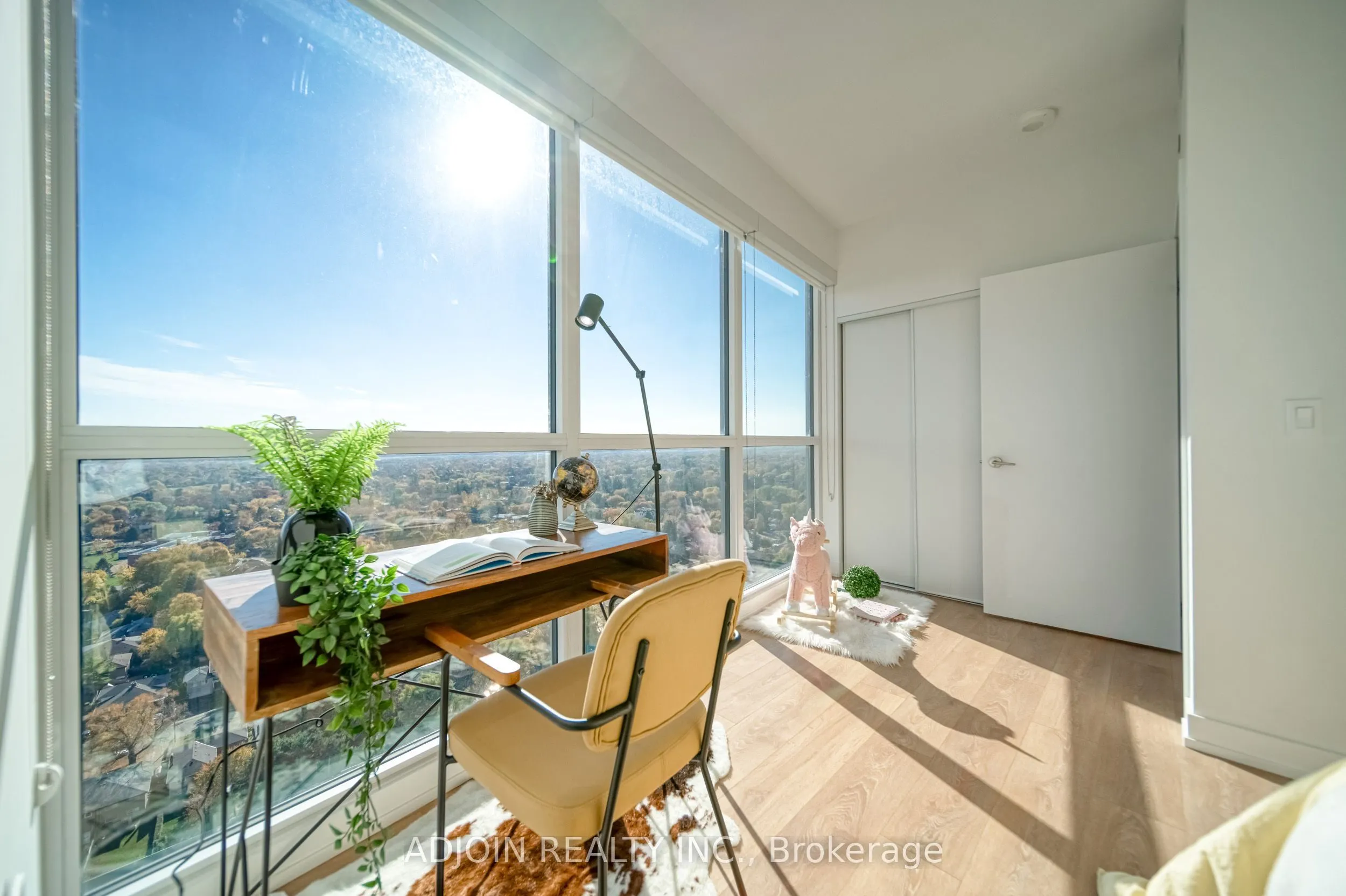 115 Mcmahon Drive, #3110
