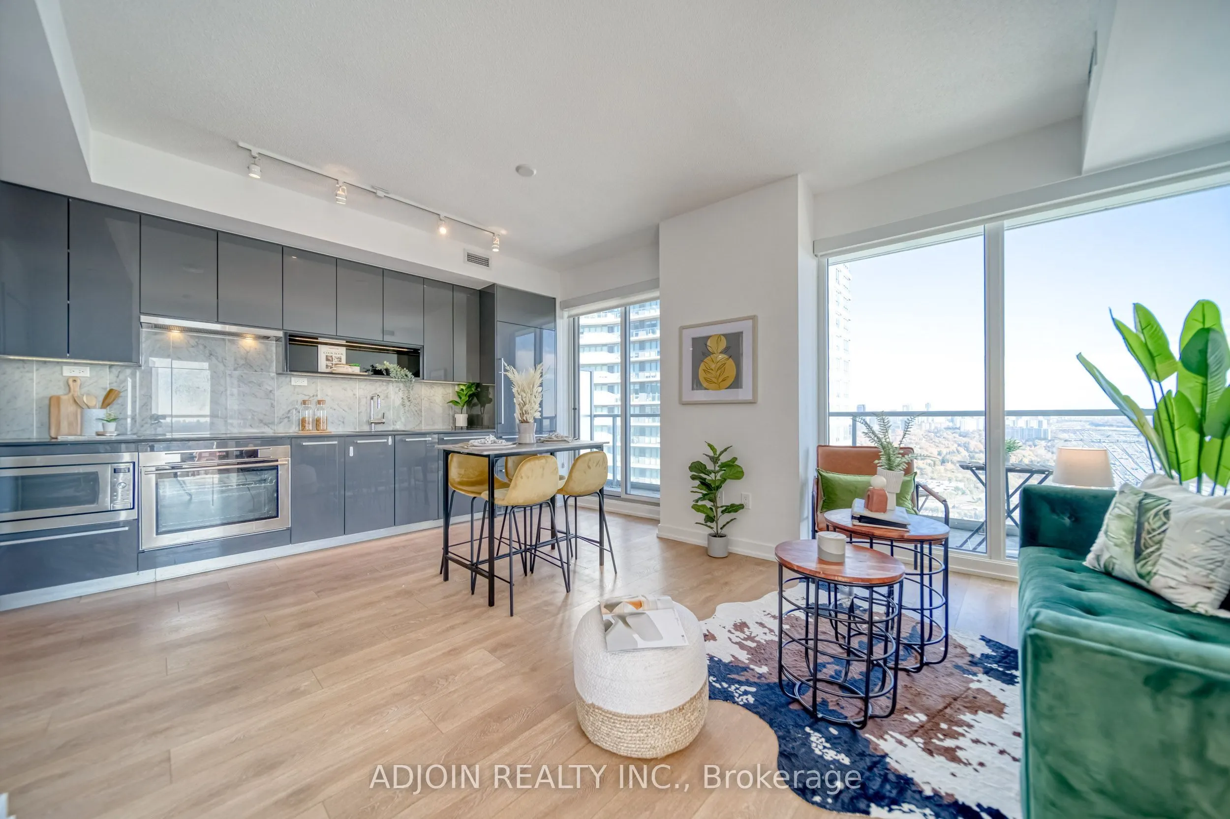 115 Mcmahon Drive, #3110
