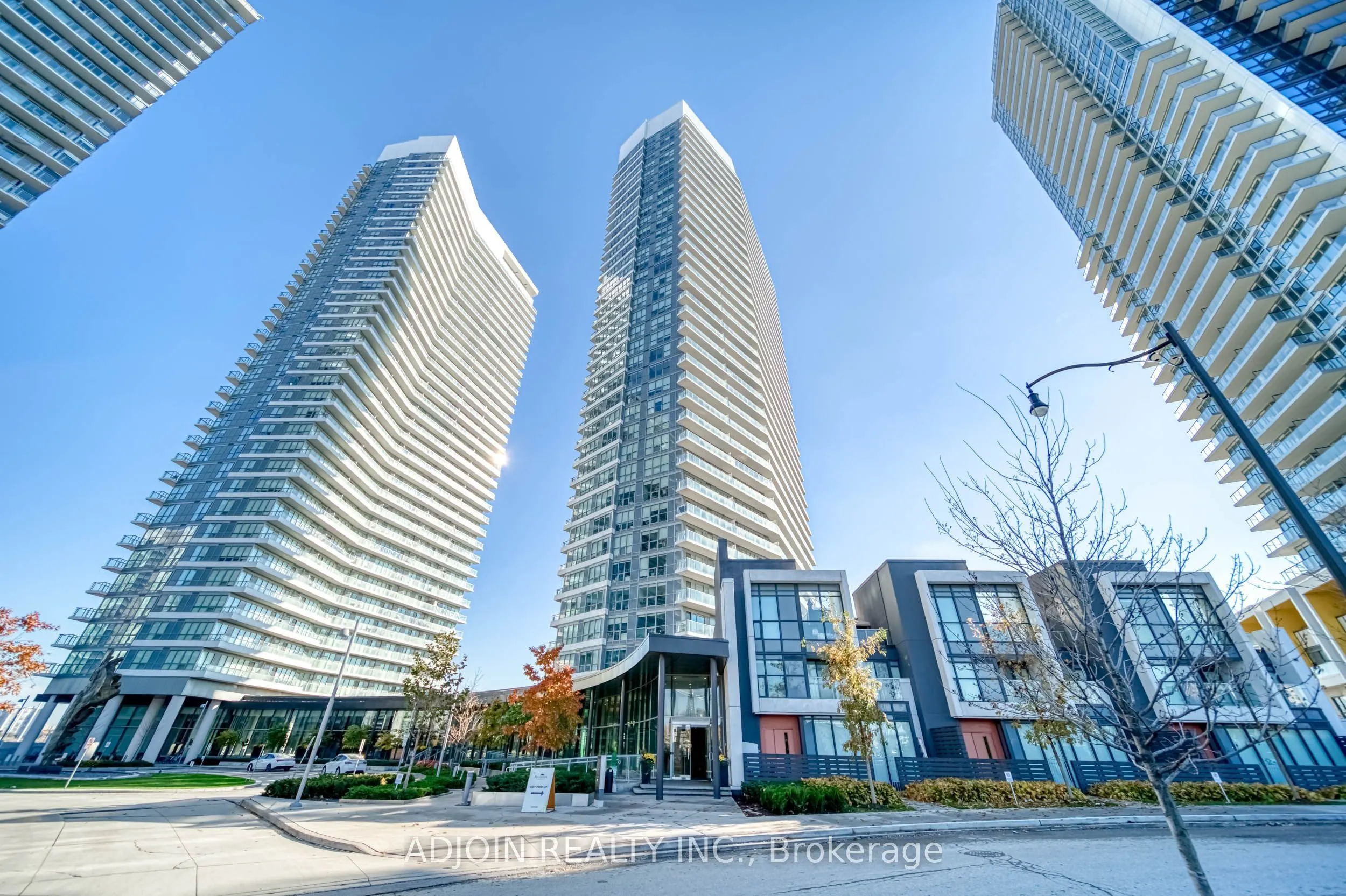115 Mcmahon Drive, #3110