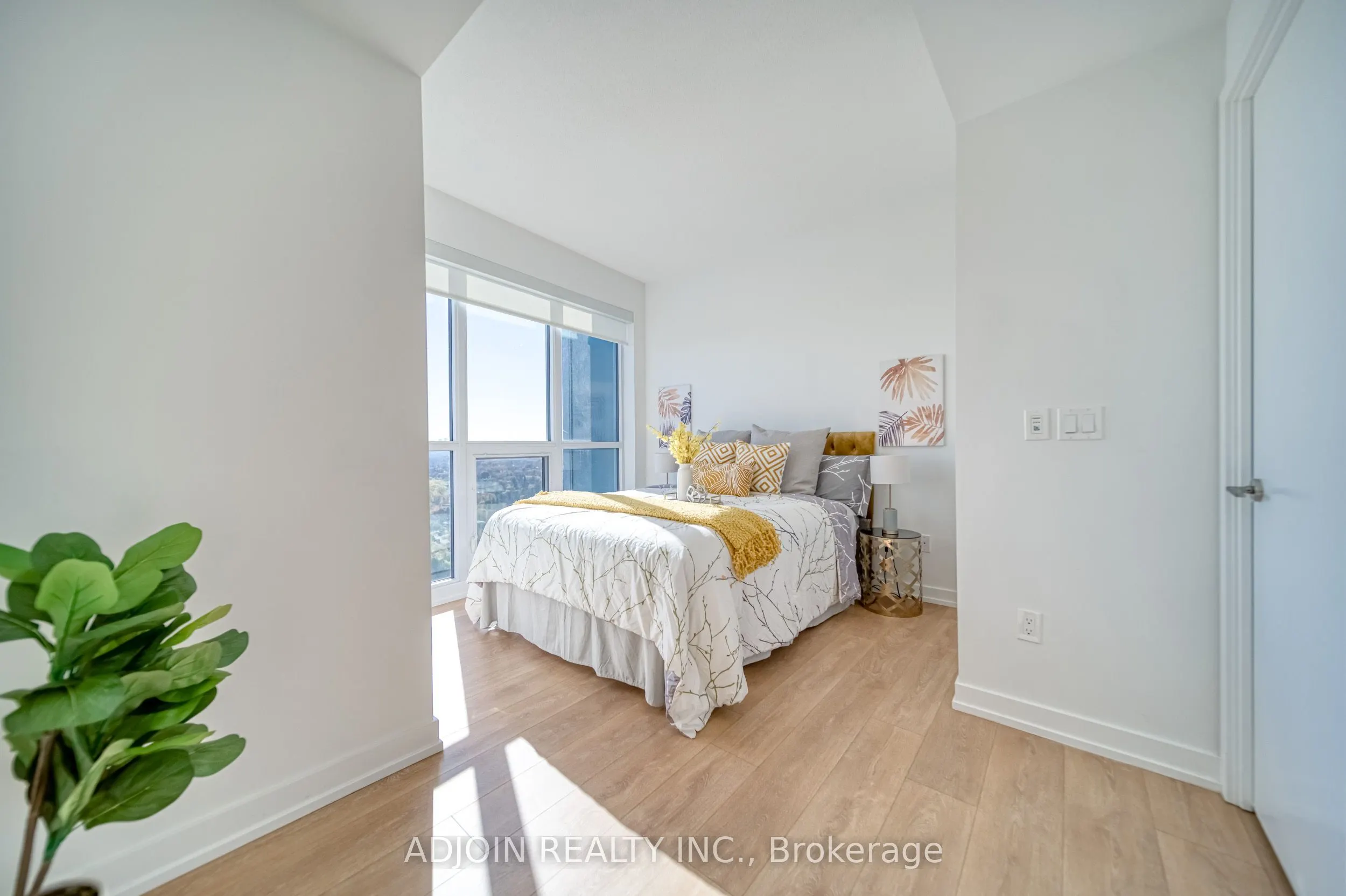 115 Mcmahon Drive, #3110