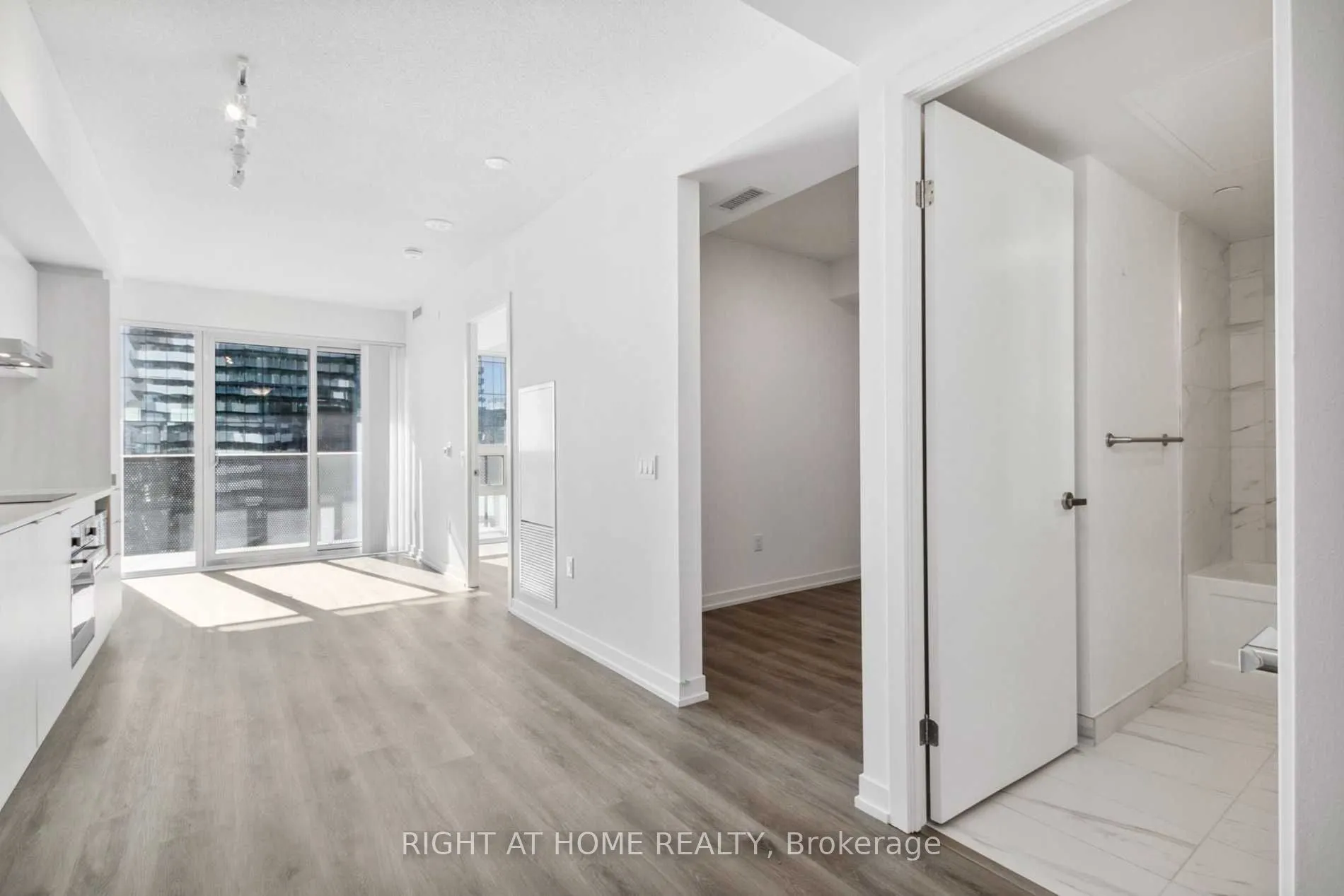 138 Downes Street, #2308