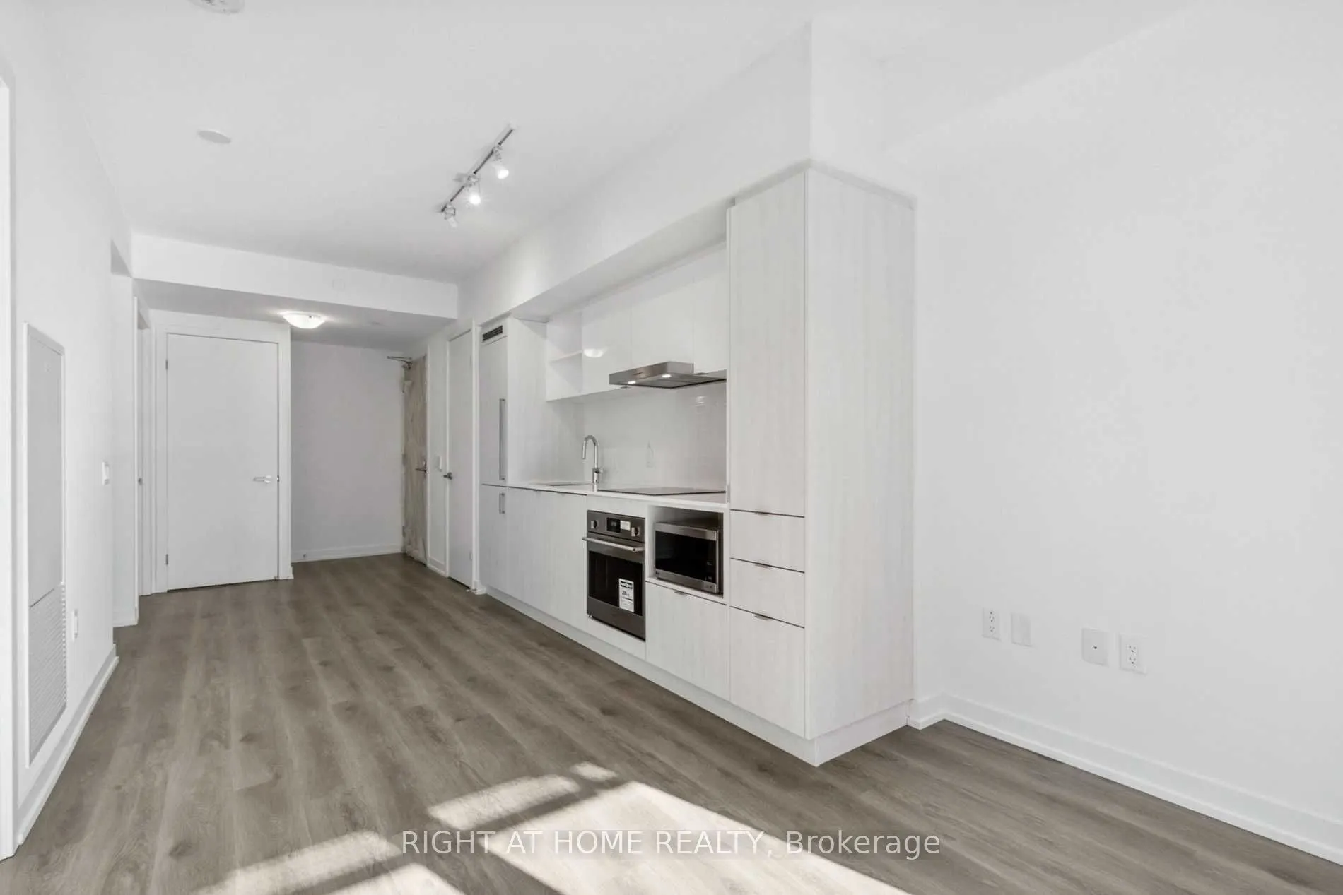 138 Downes Street, #2308