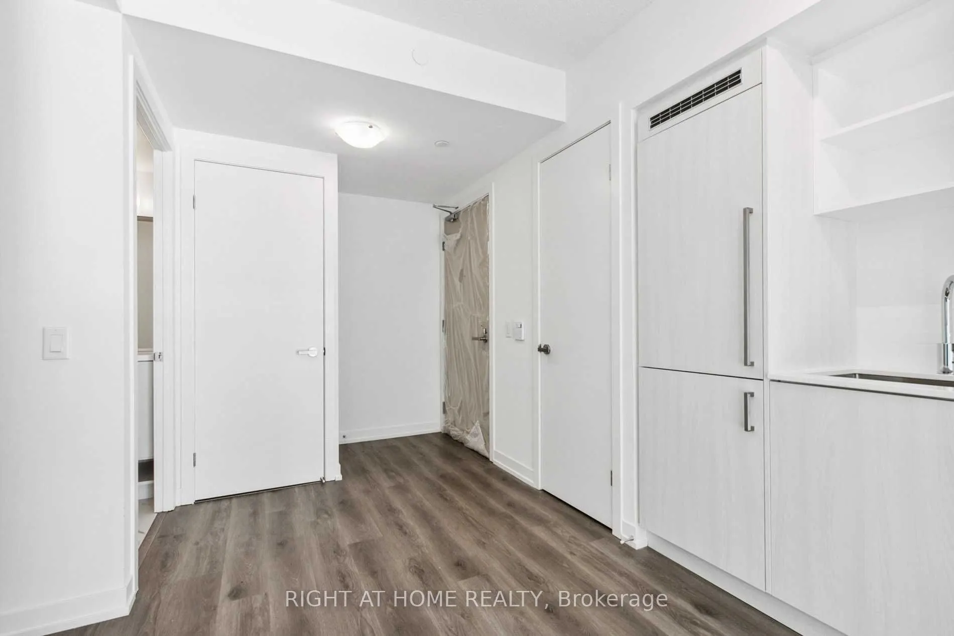 138 Downes Street, #2308