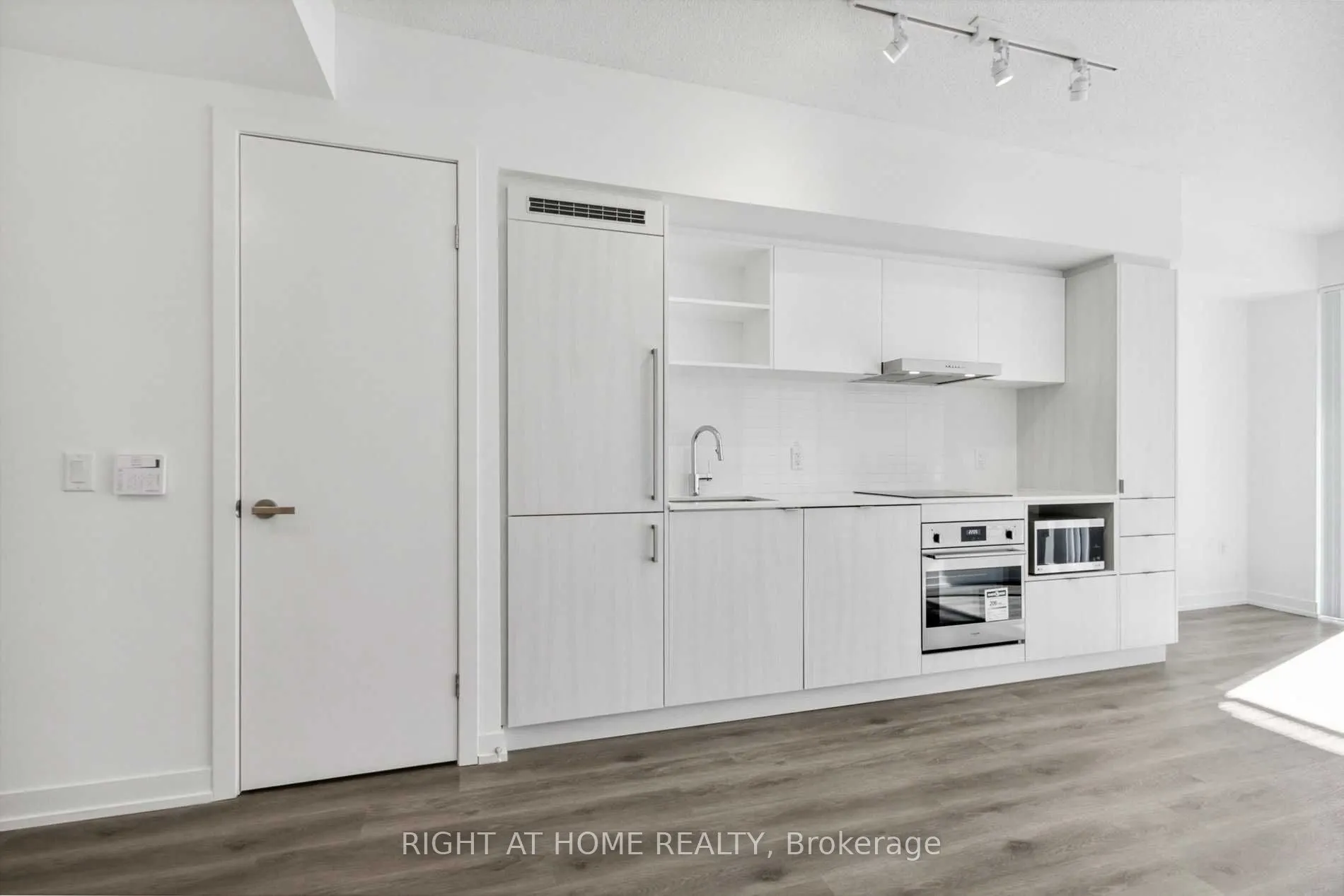 138 Downes Street, #2308