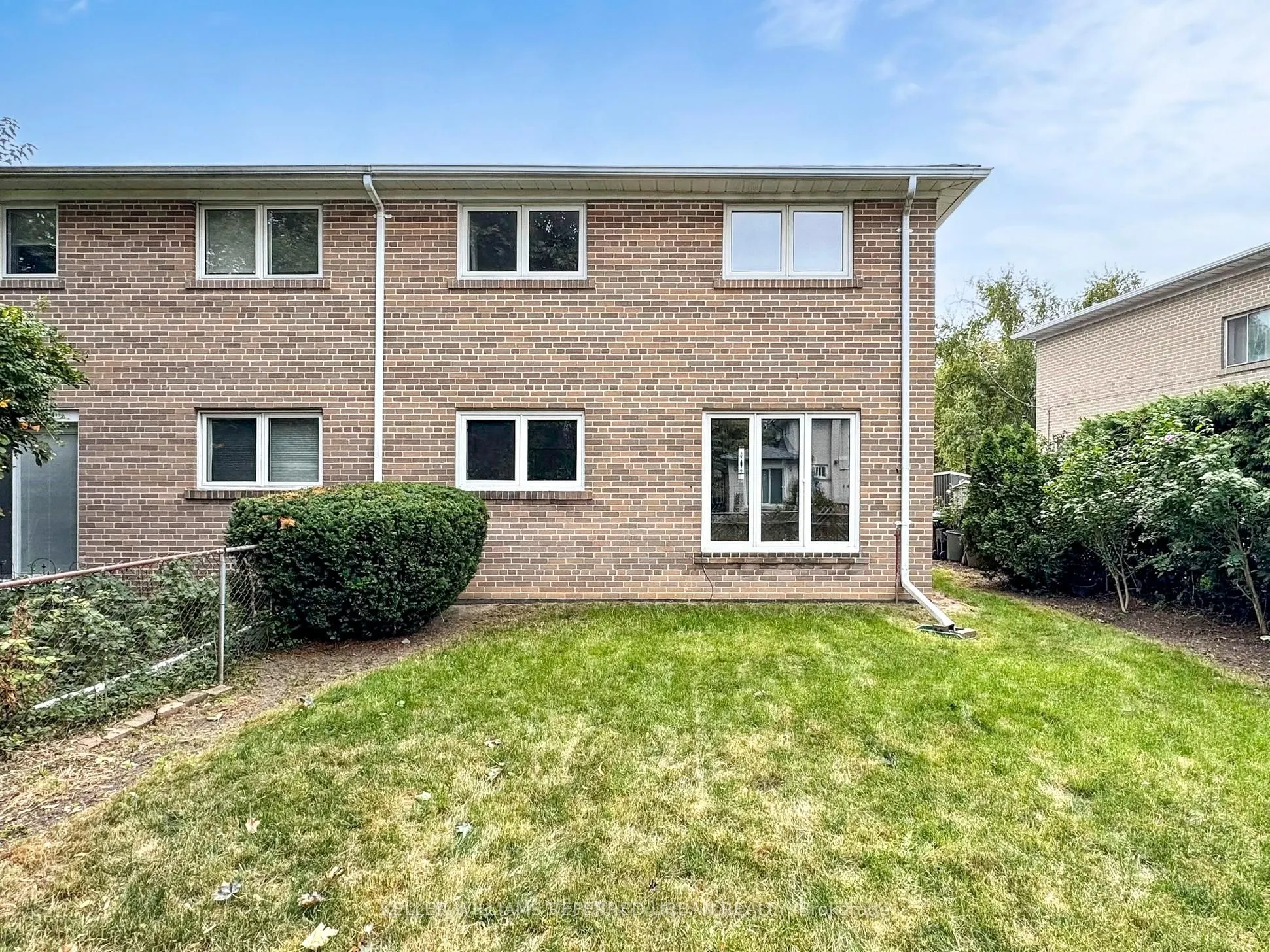 70 Crossbow Crescent