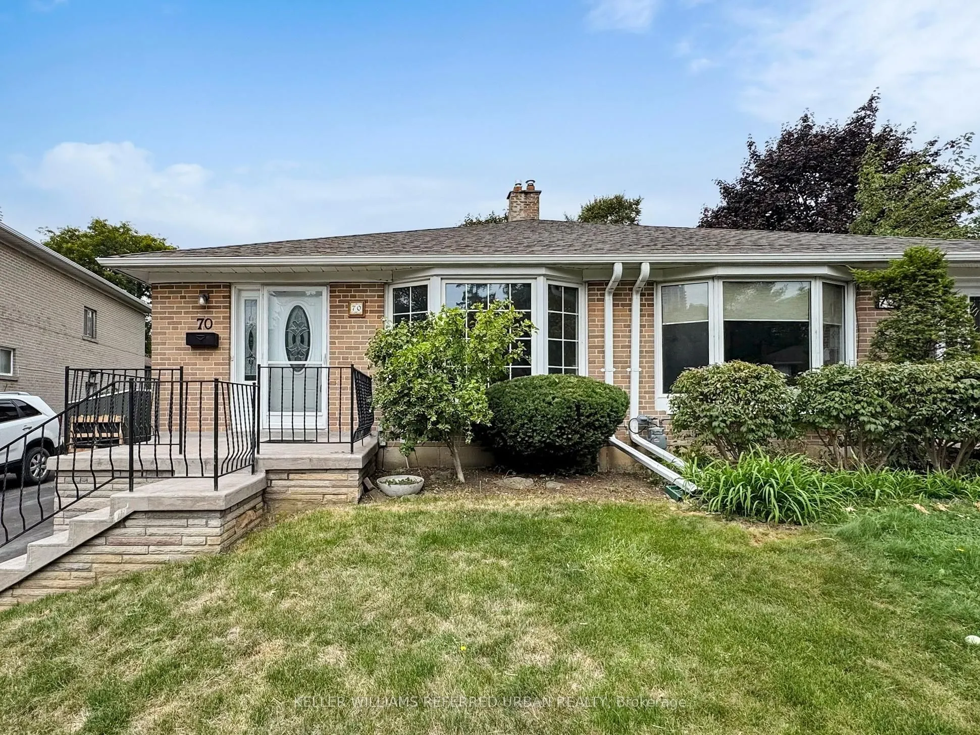 70 Crossbow Crescent