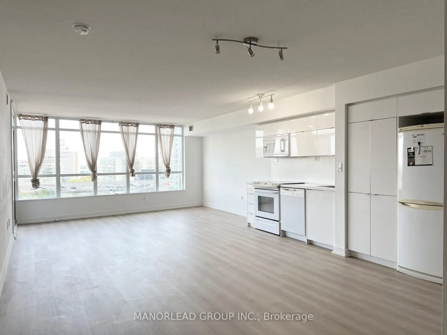 151 Dan Leckie Way, #758