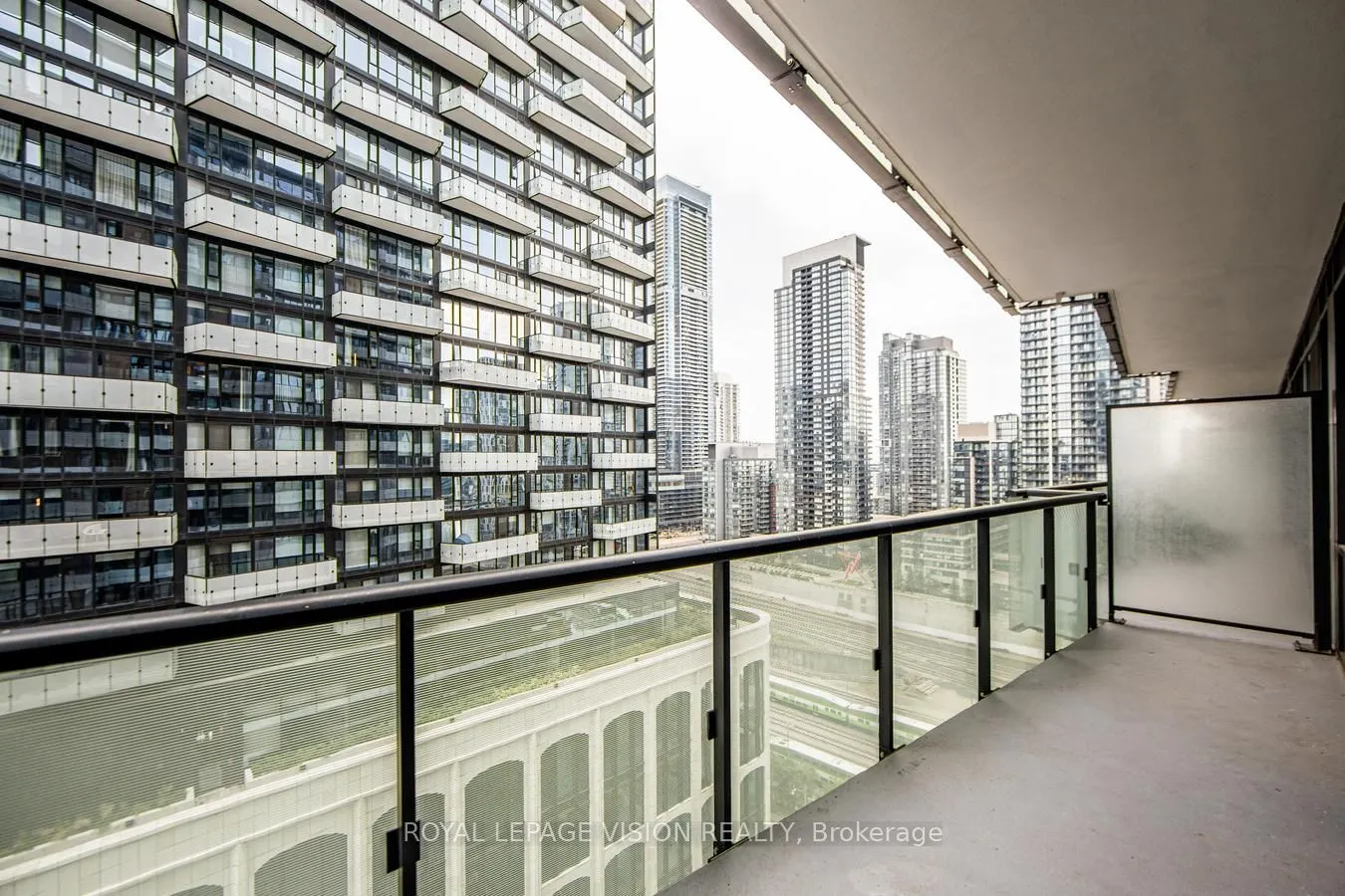 480 Front St Street, #1209
