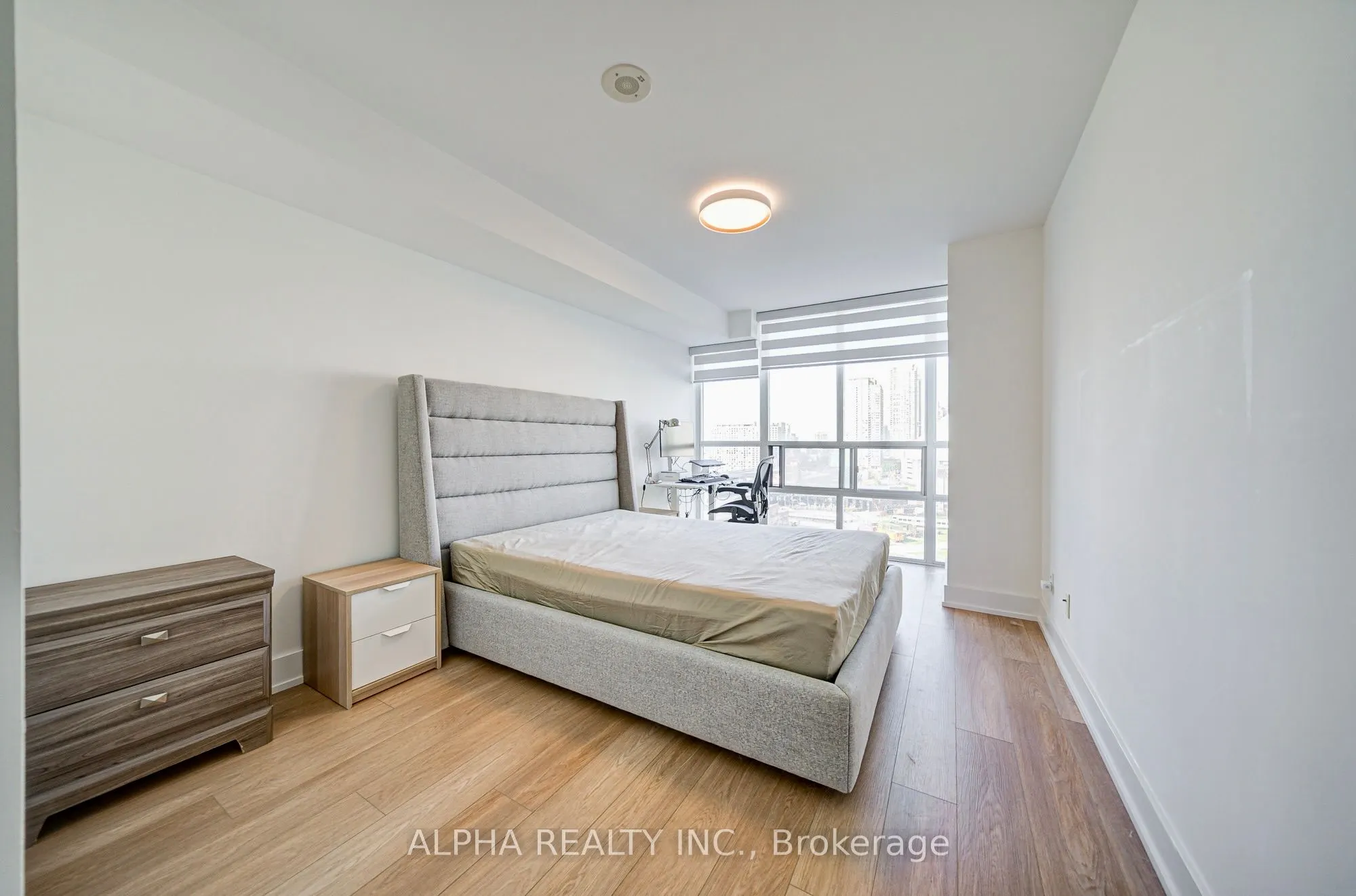 51 Lower Simcoe Street, #1612