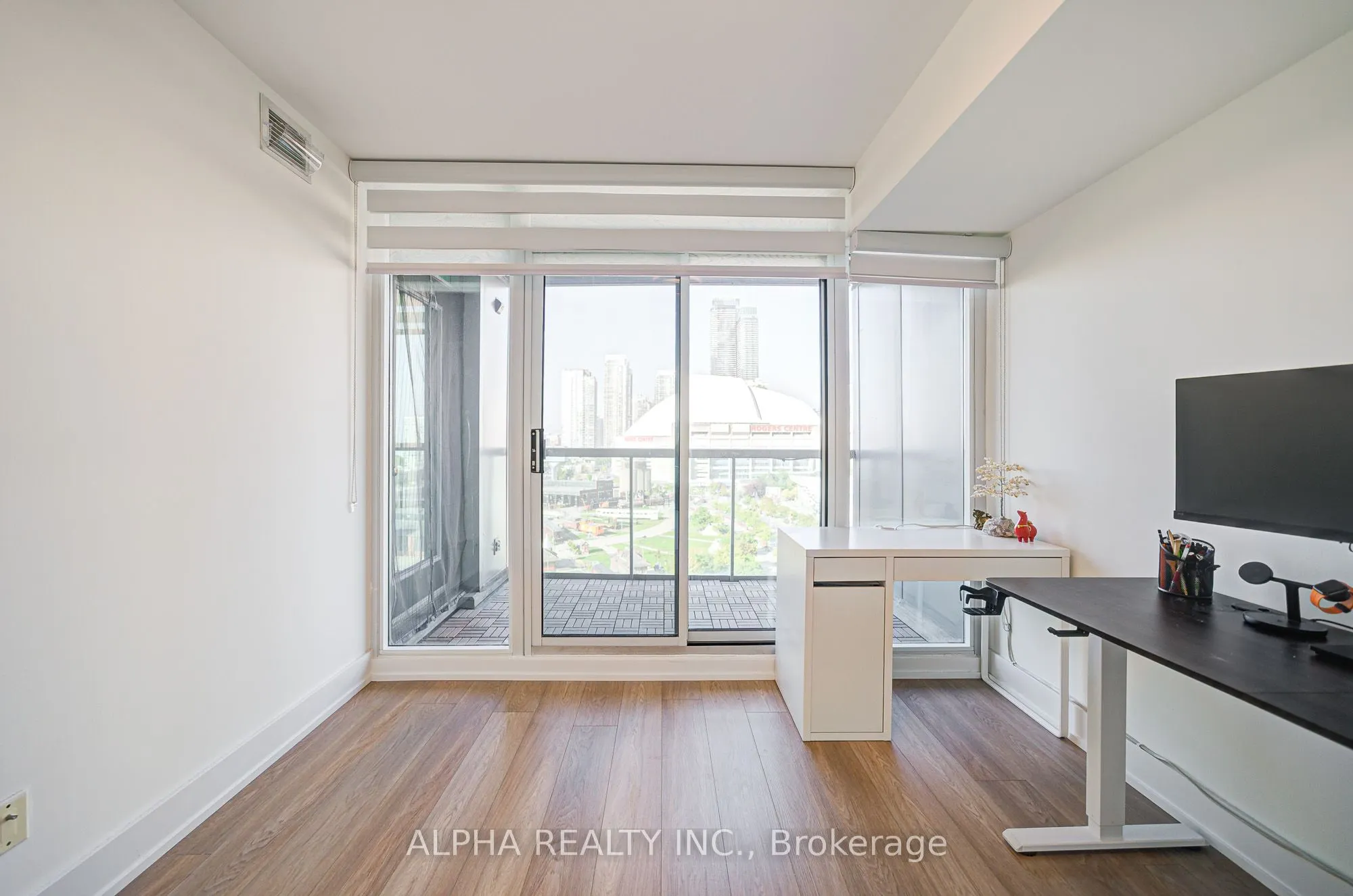 51 Lower Simcoe Street, #1612