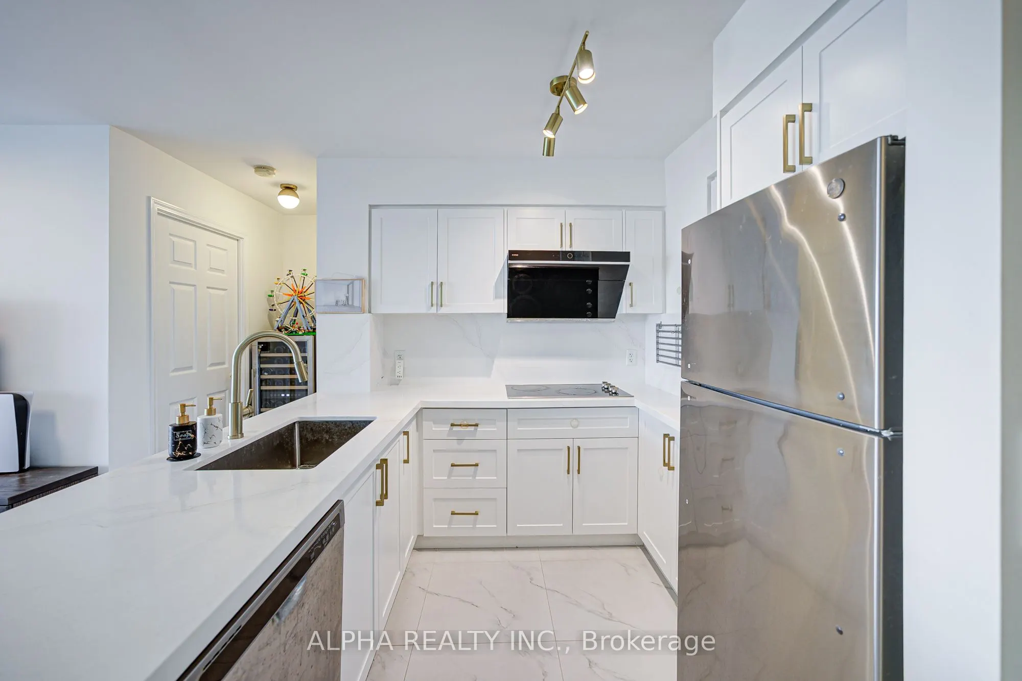51 Lower Simcoe Street, #1612