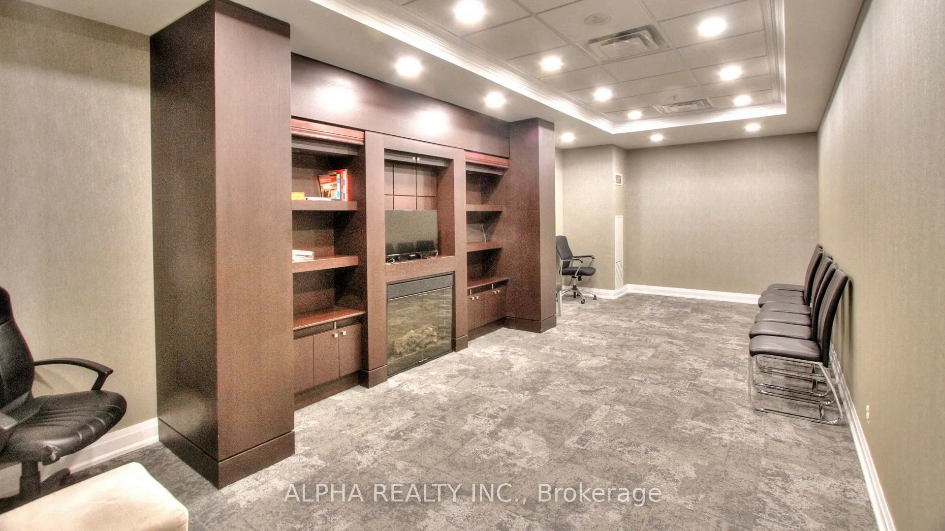 51 Lower Simcoe Street, #1612