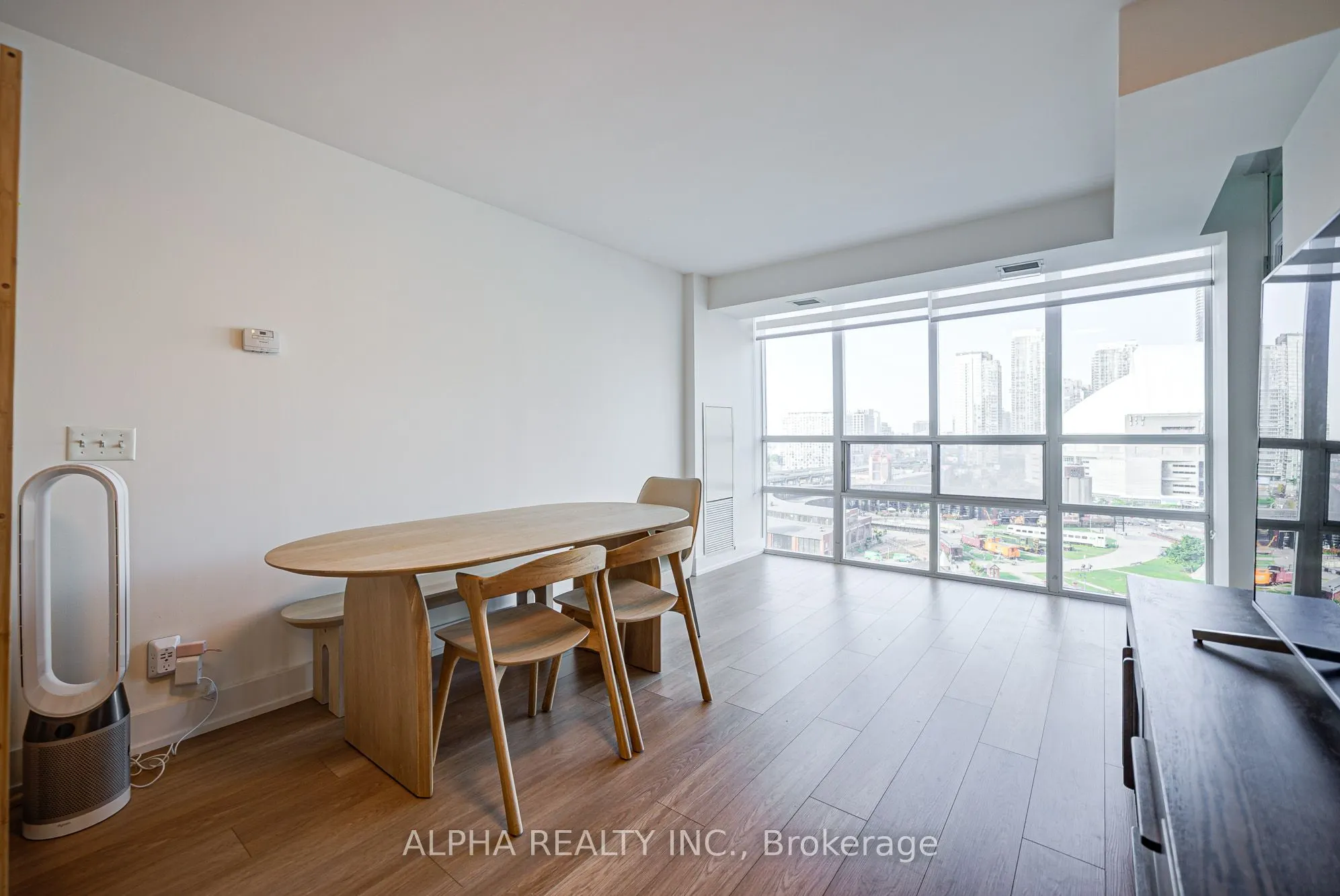 51 Lower Simcoe Street, #1612