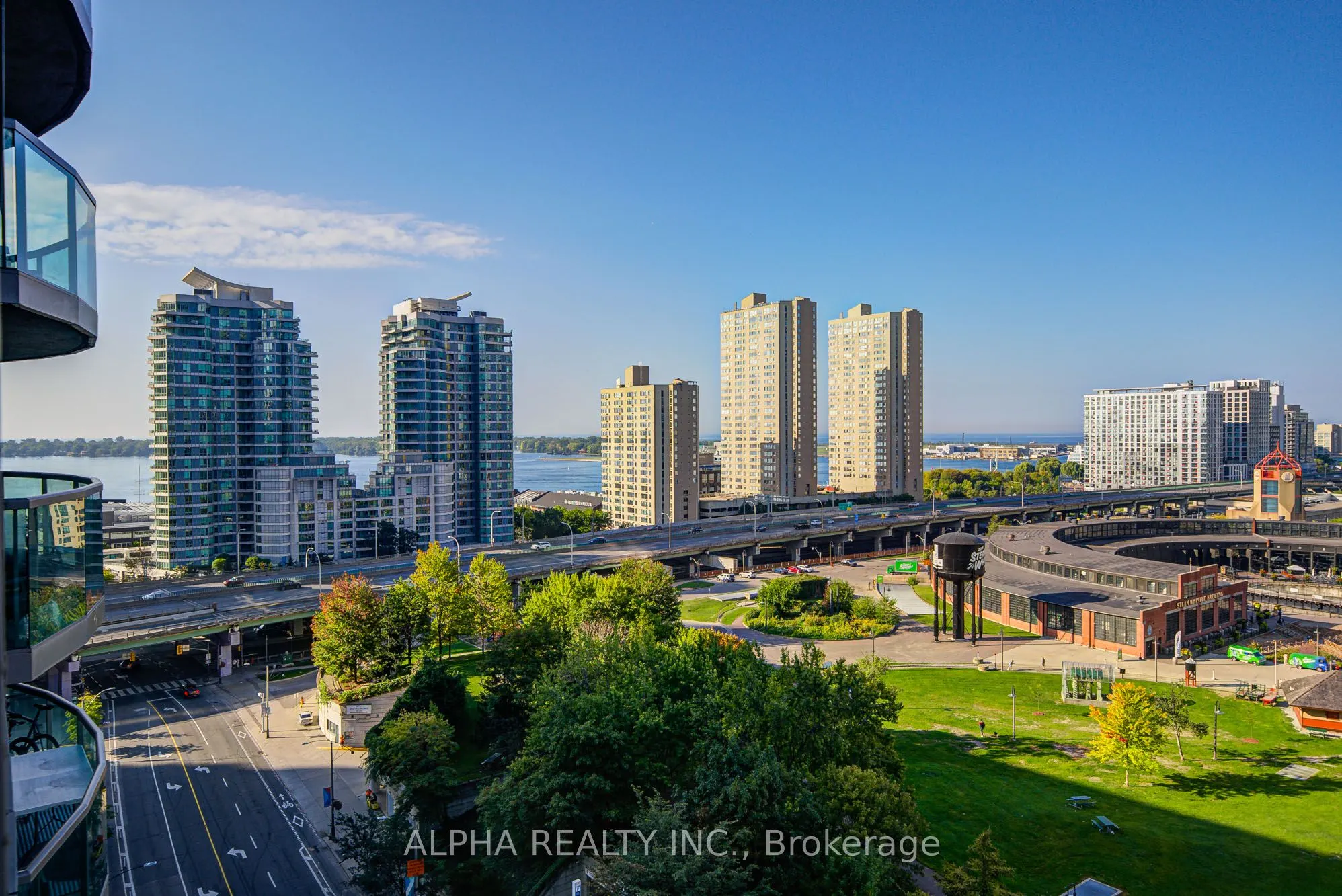 51 Lower Simcoe Street, #1612