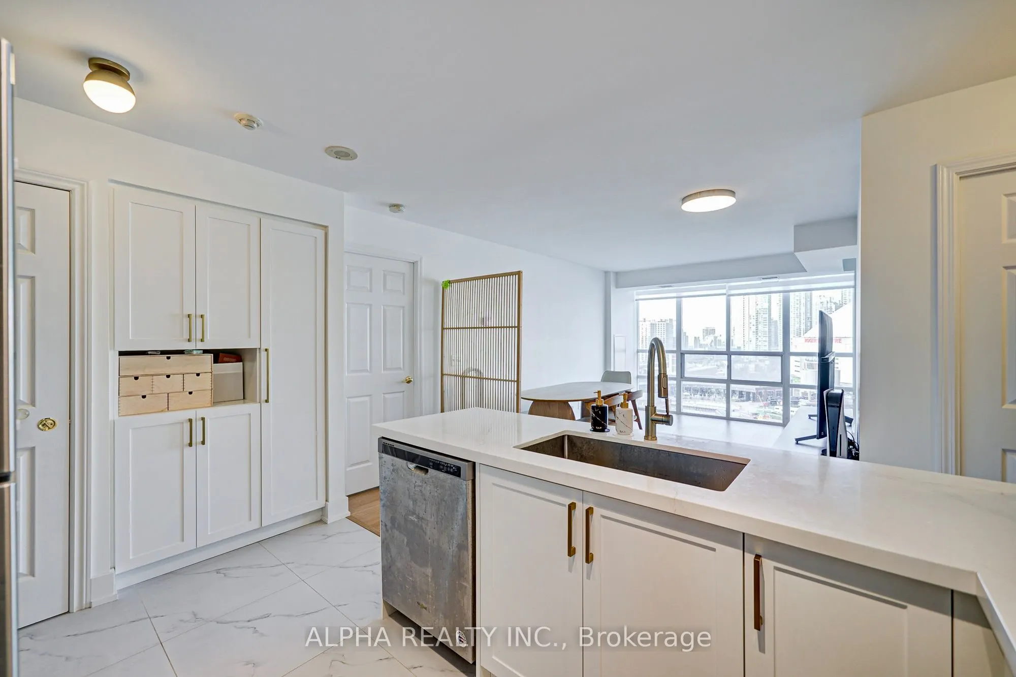 51 Lower Simcoe Street, #1612