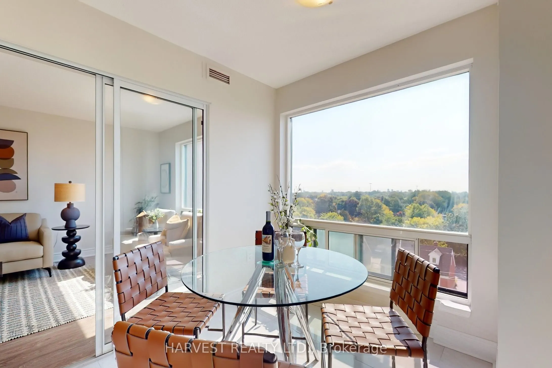 1 Hycrest Avenue, #607