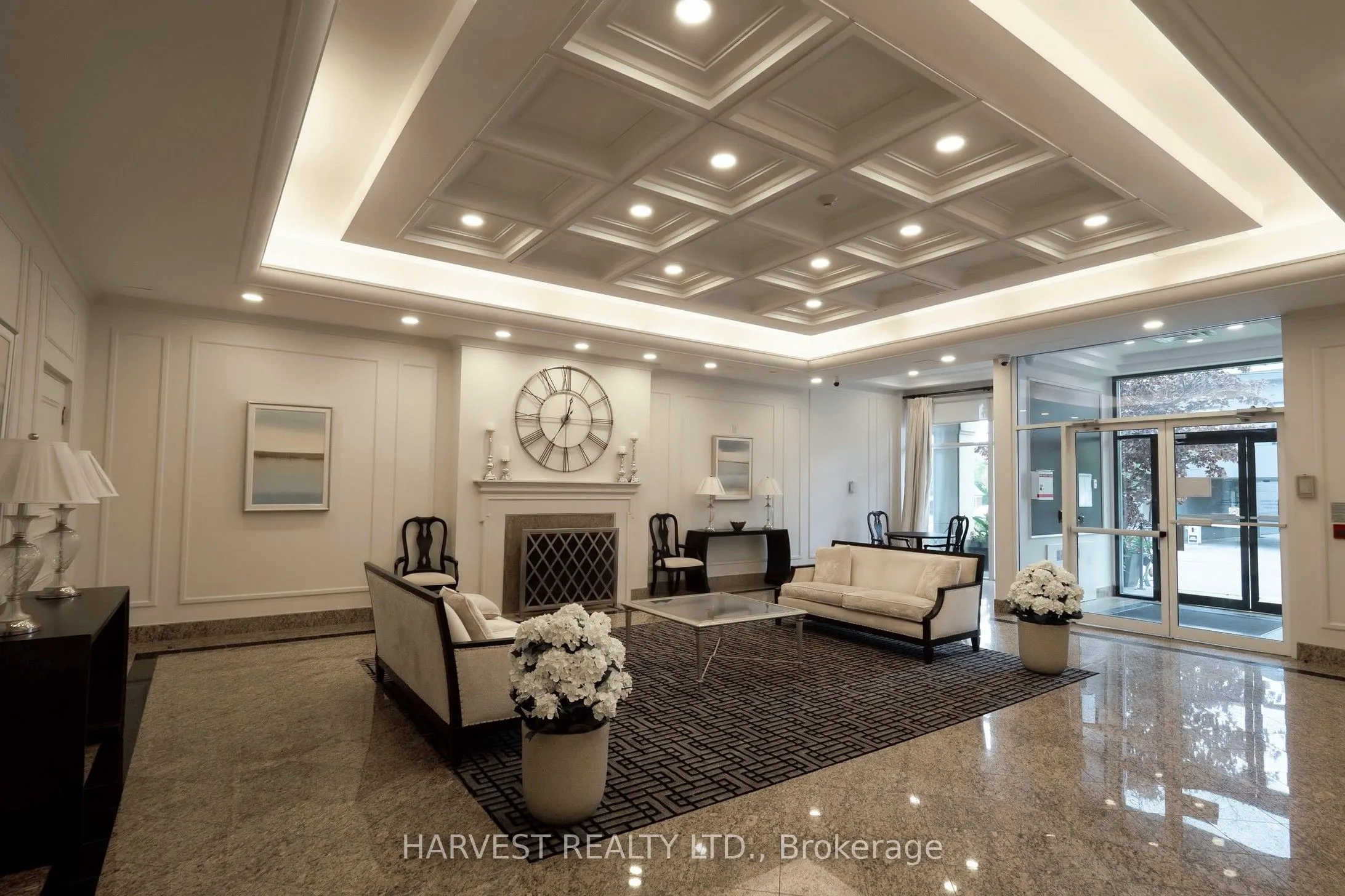 1 Hycrest Avenue, #607