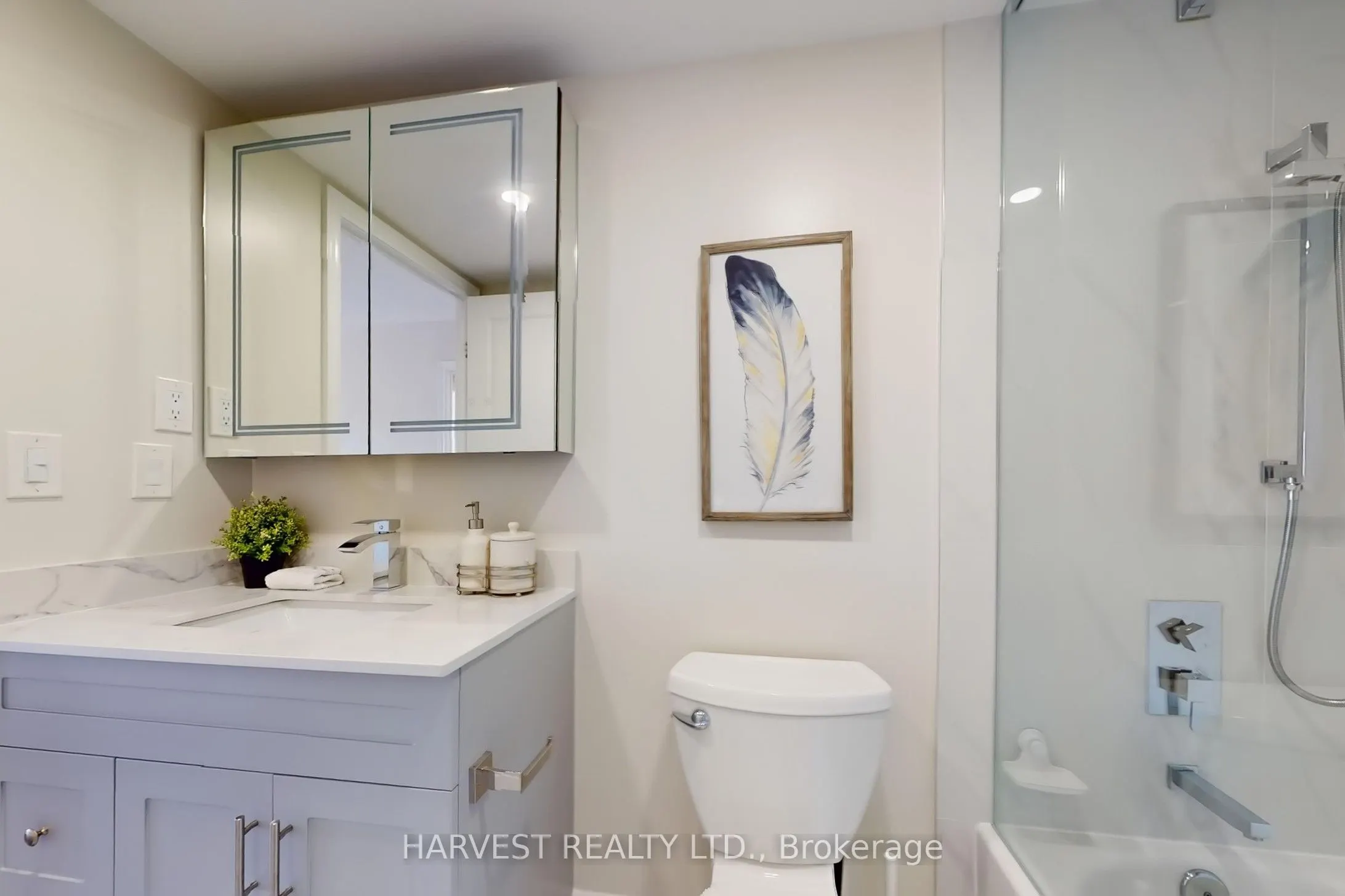 1 Hycrest Avenue, #607