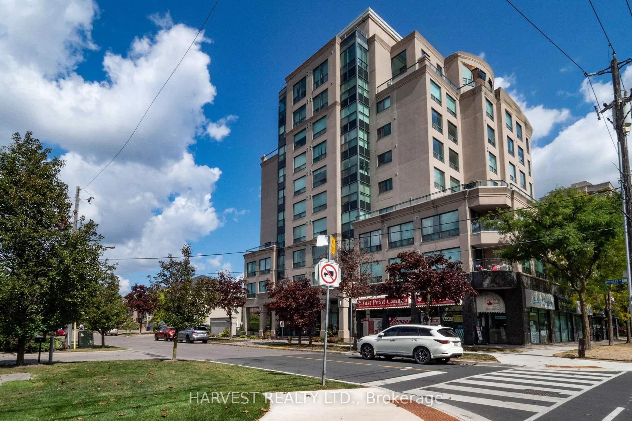 1 Hycrest Avenue, #607
