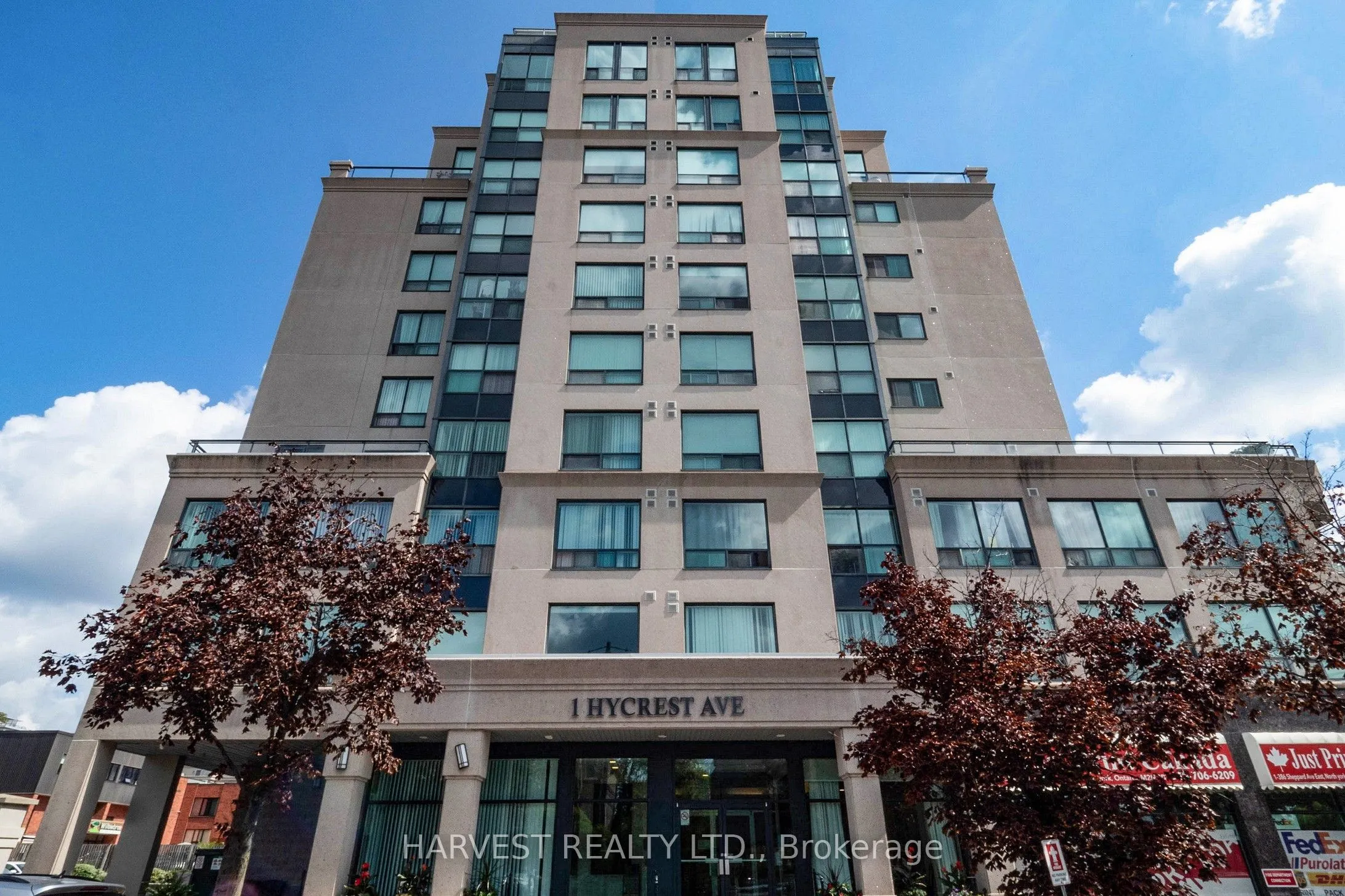 1 Hycrest Avenue, #607